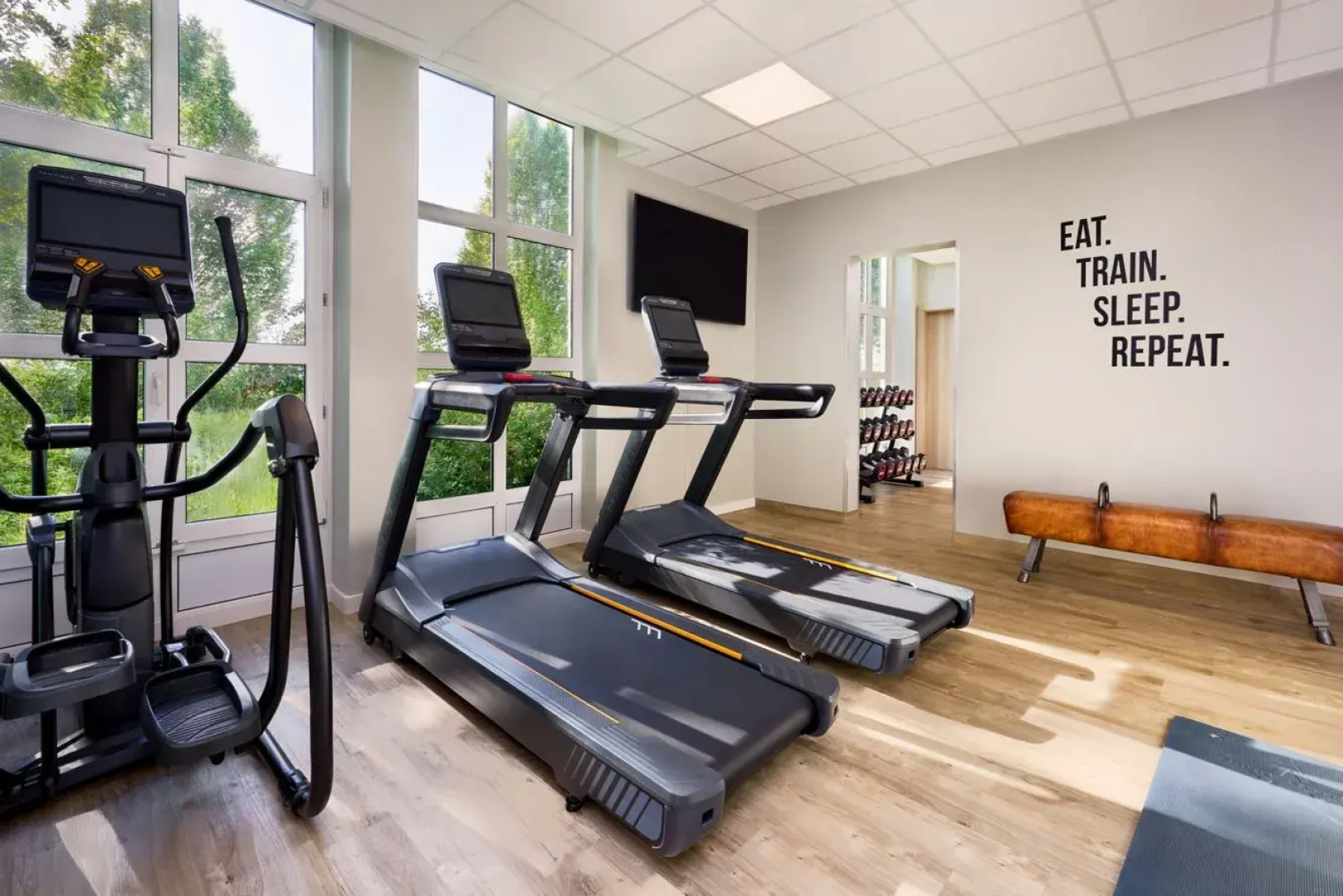 Отель Courtyard by Marriott Dortmund