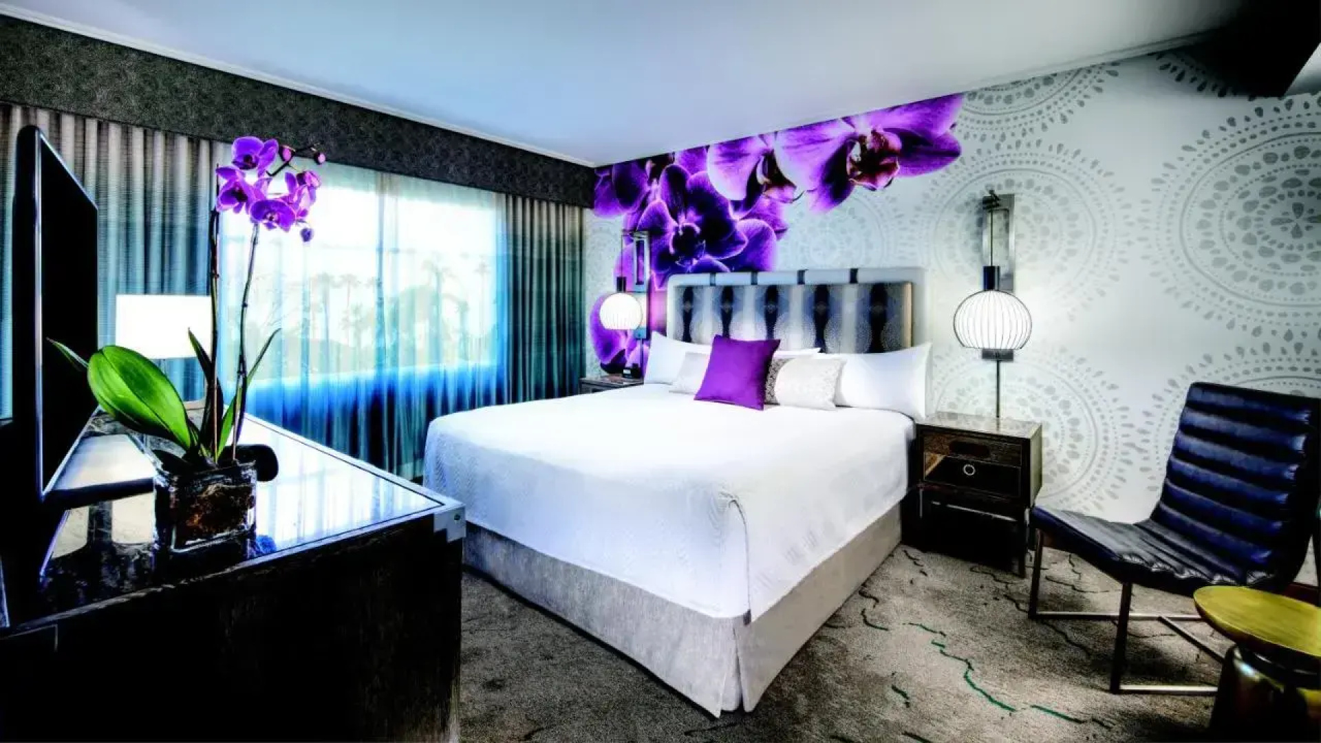 Loews Royal Pacific Resort at Universal Orlando