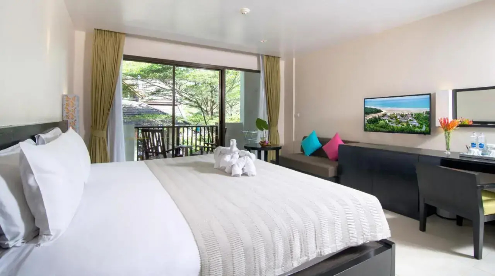 Отель Apsara Beachfront Resort and Villa 