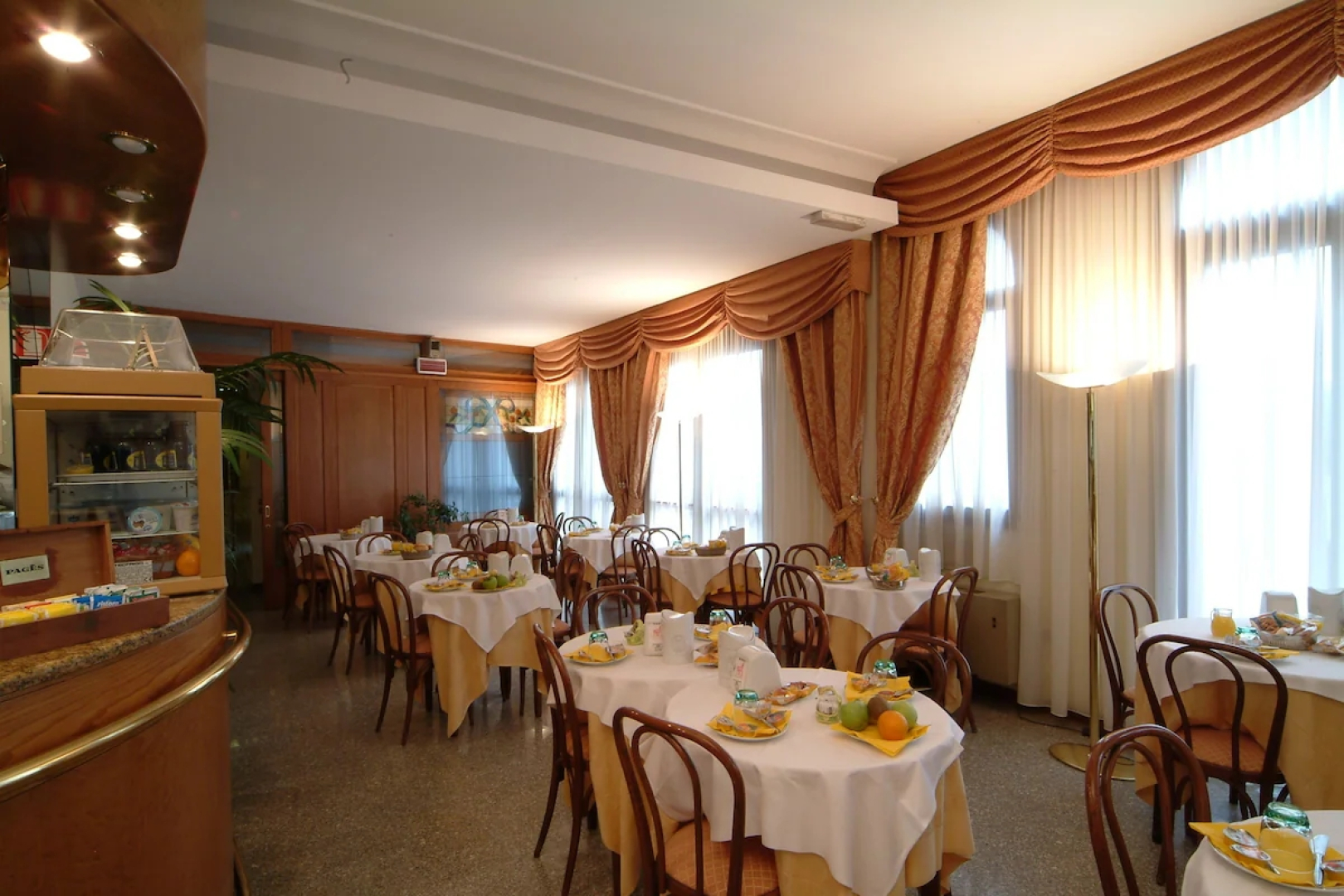 Отель Donatello