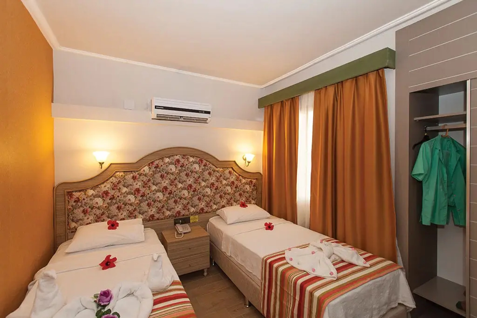 Exelsior Beach Aparthotel