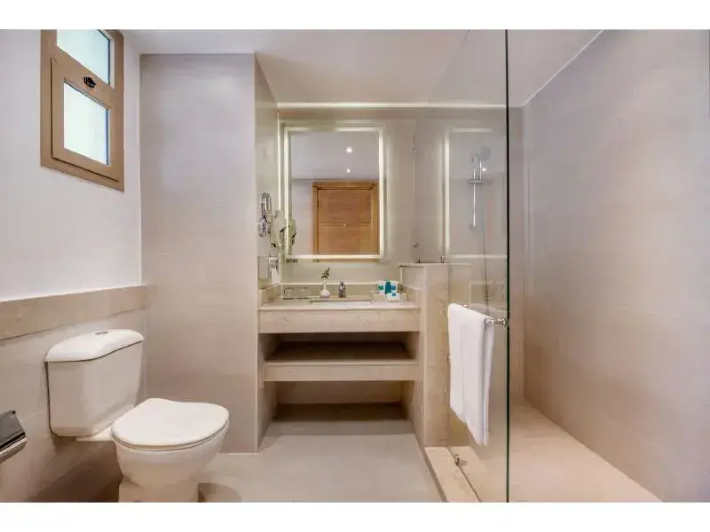 Chalet in Little Venice Golf Resort