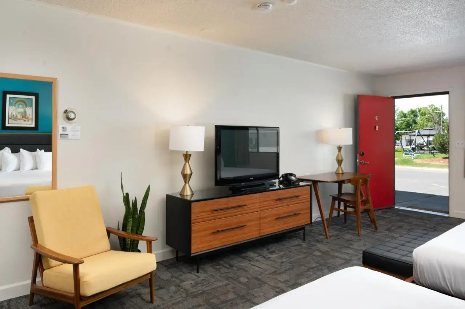 The Sapphire Motel