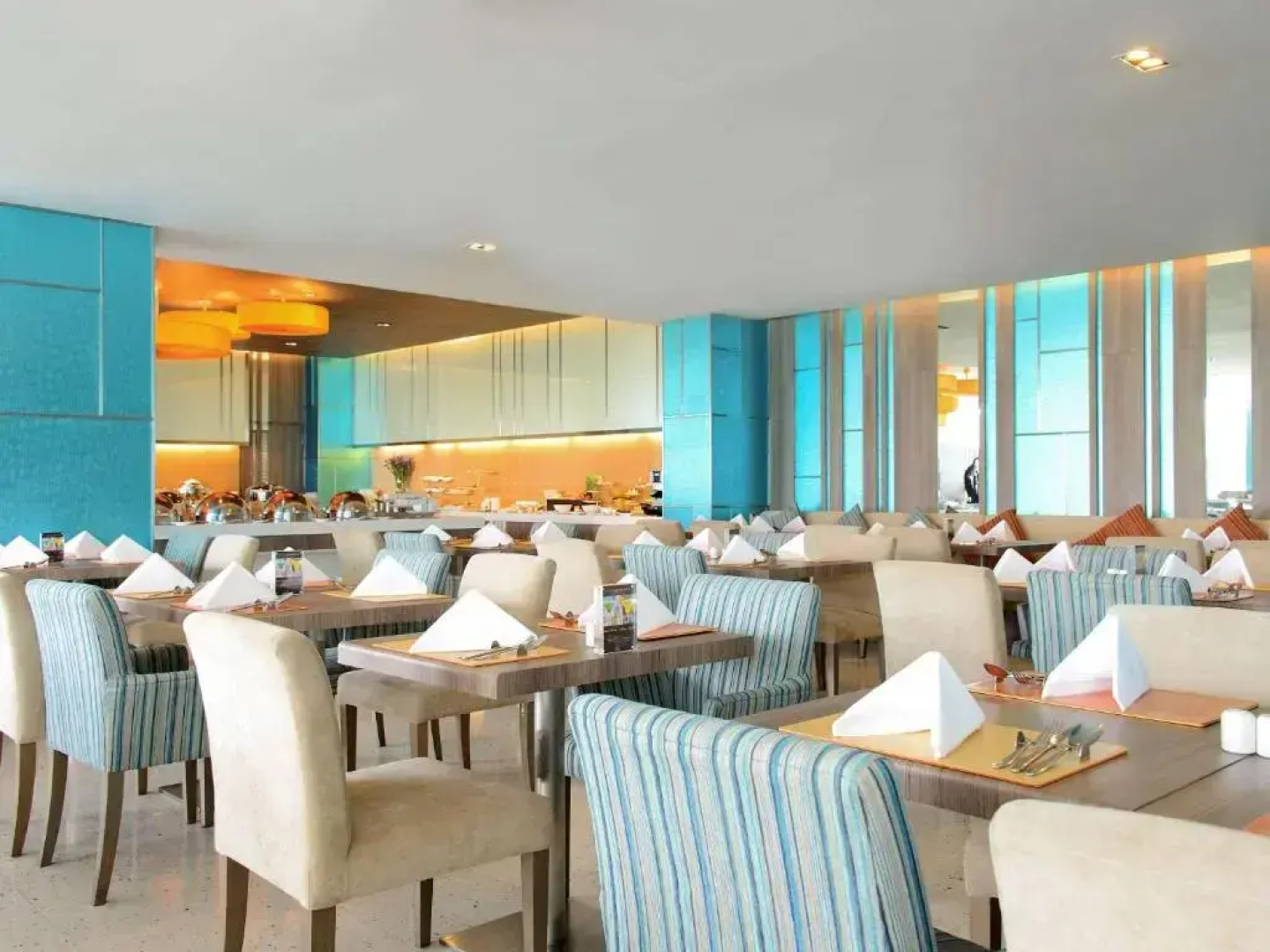 Отель Novotel Bangkok Impact