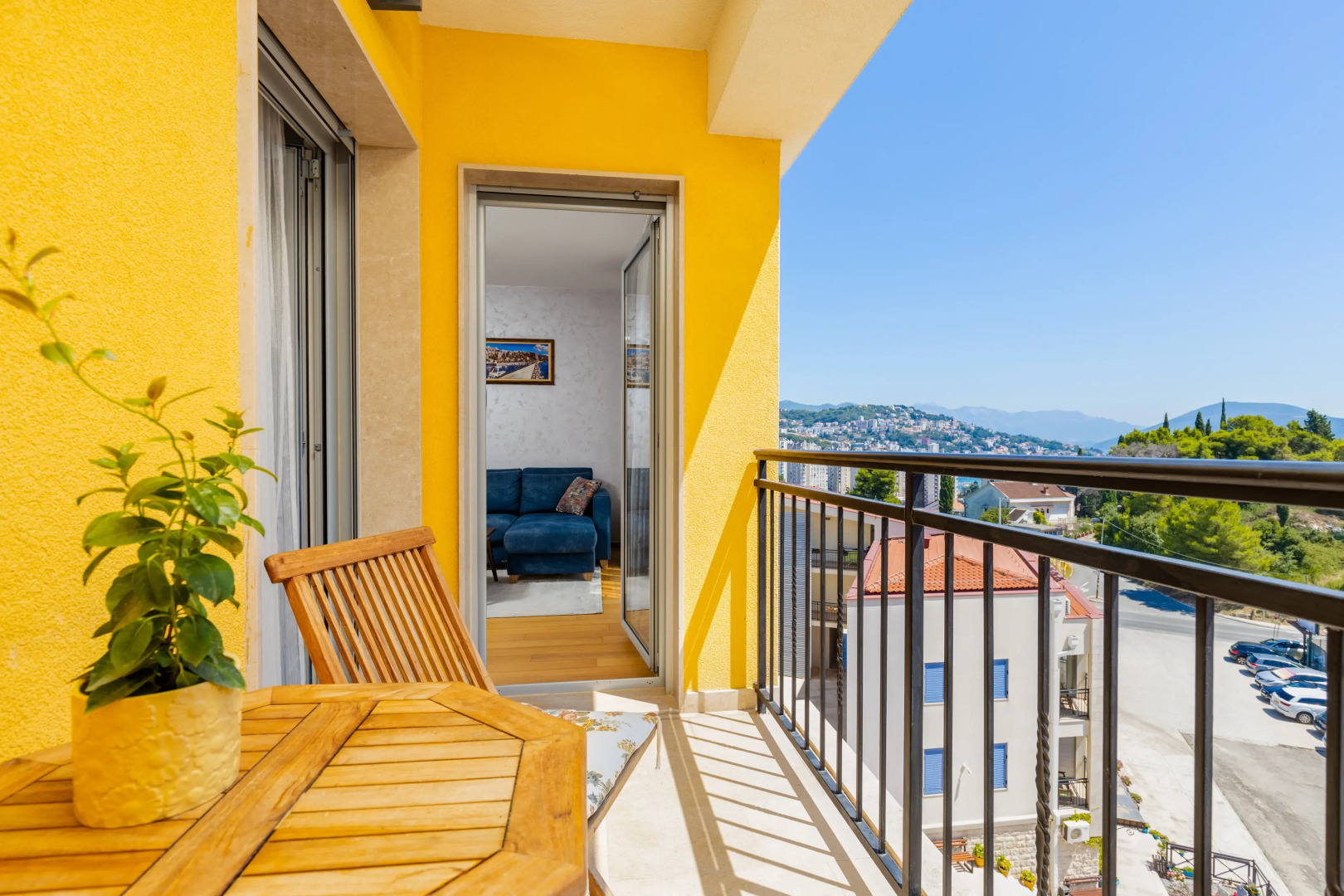 Apart Hotel MS Katunjanin