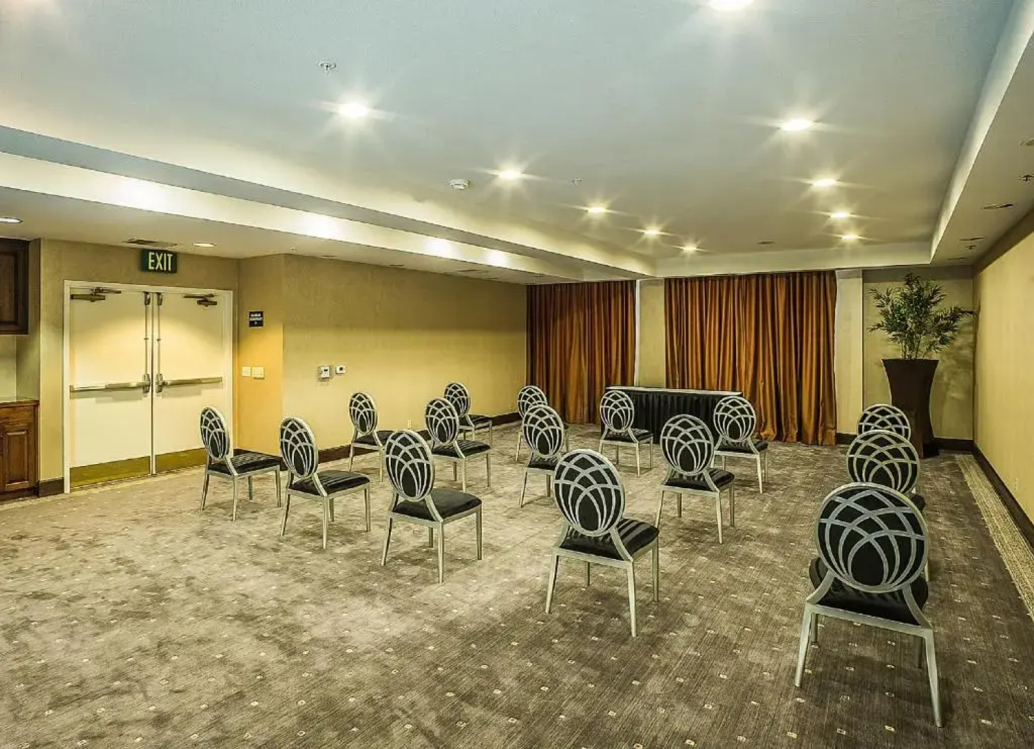 Cupertino Hotel