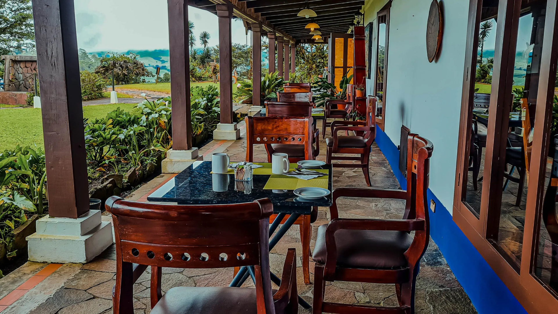 Villa Blanca Cloud Forest Hotel + Retreat