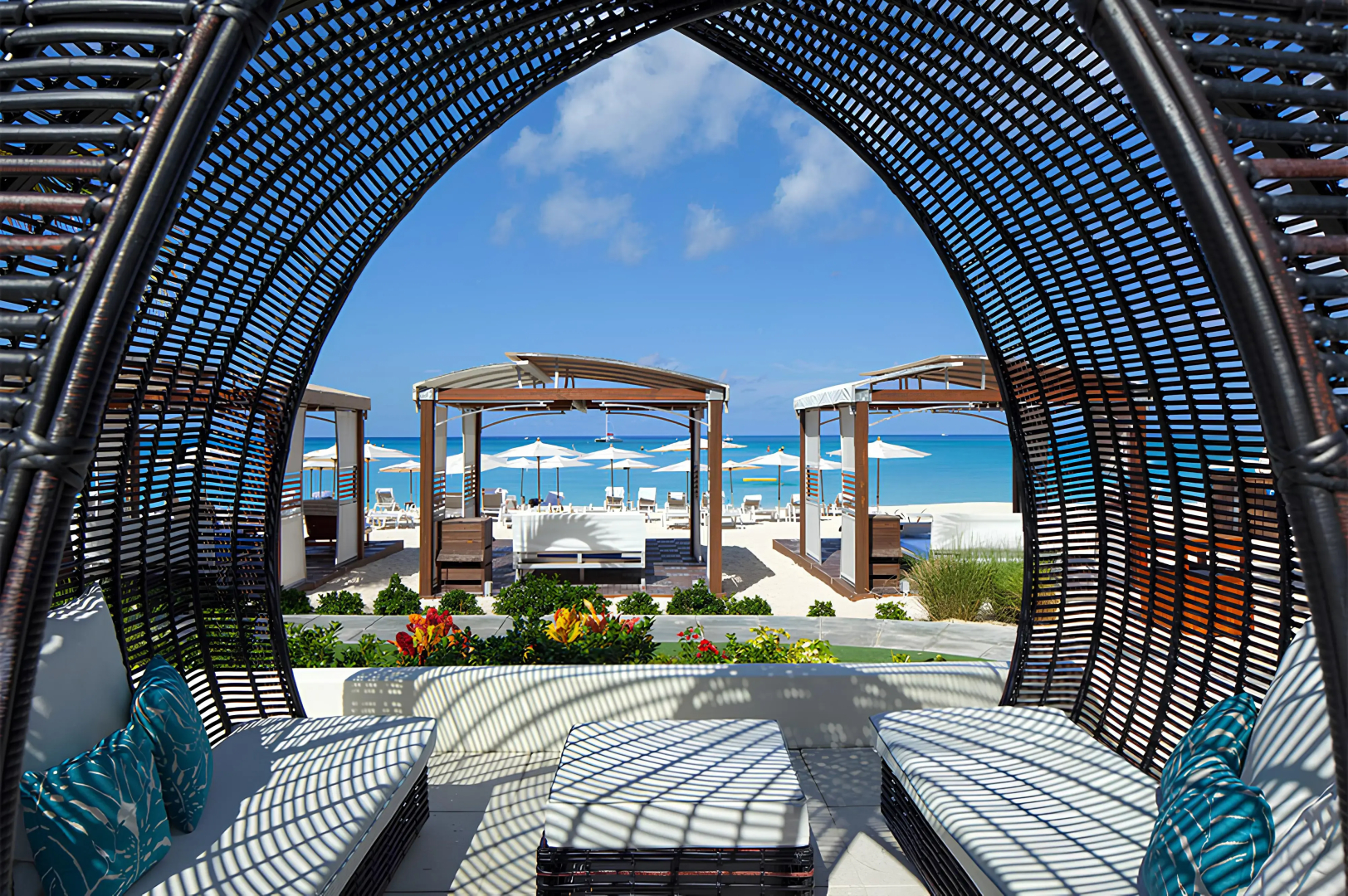 The Sunshine Hotel and Suites