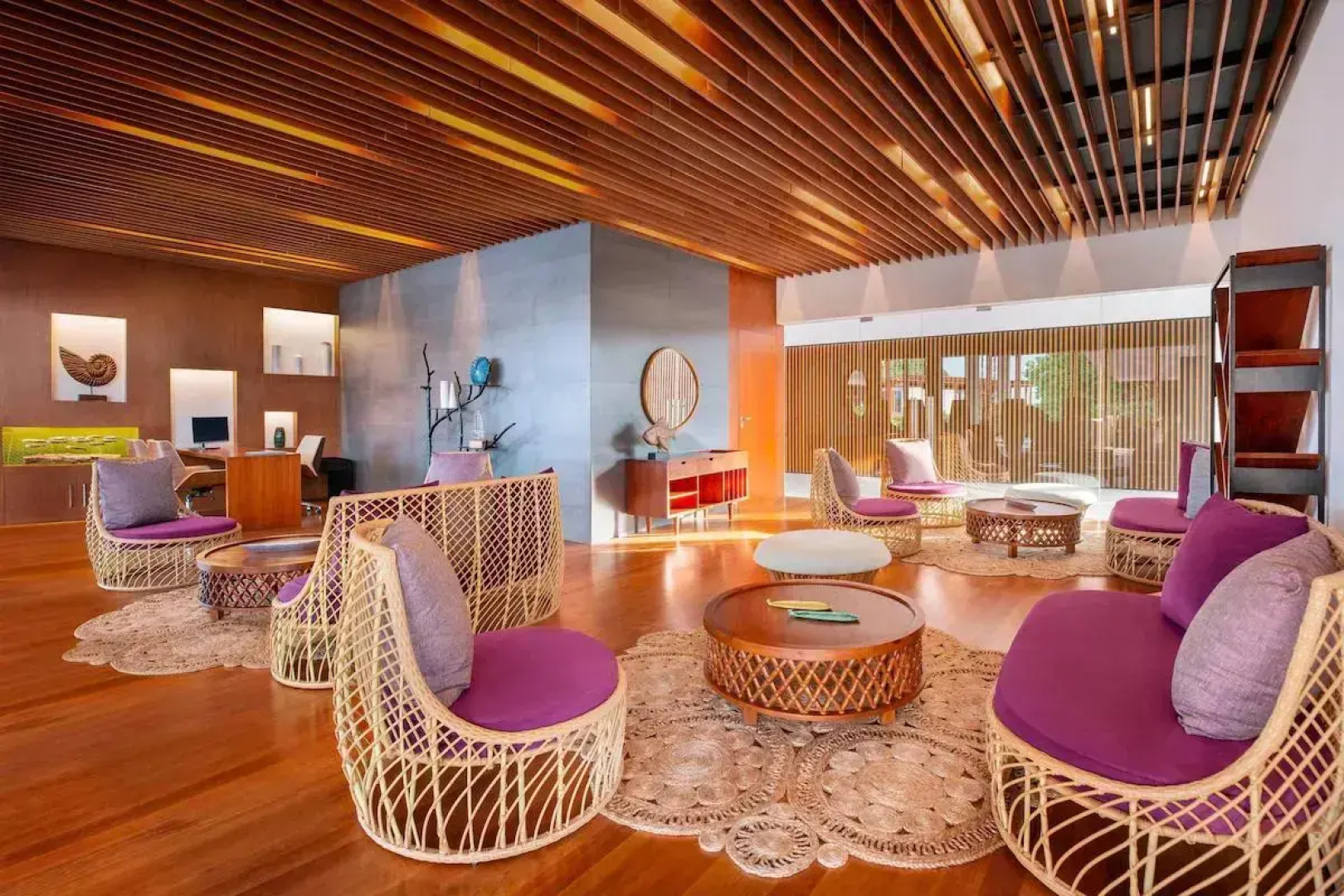 Курорт The Westin Maldives Miriandhoo 