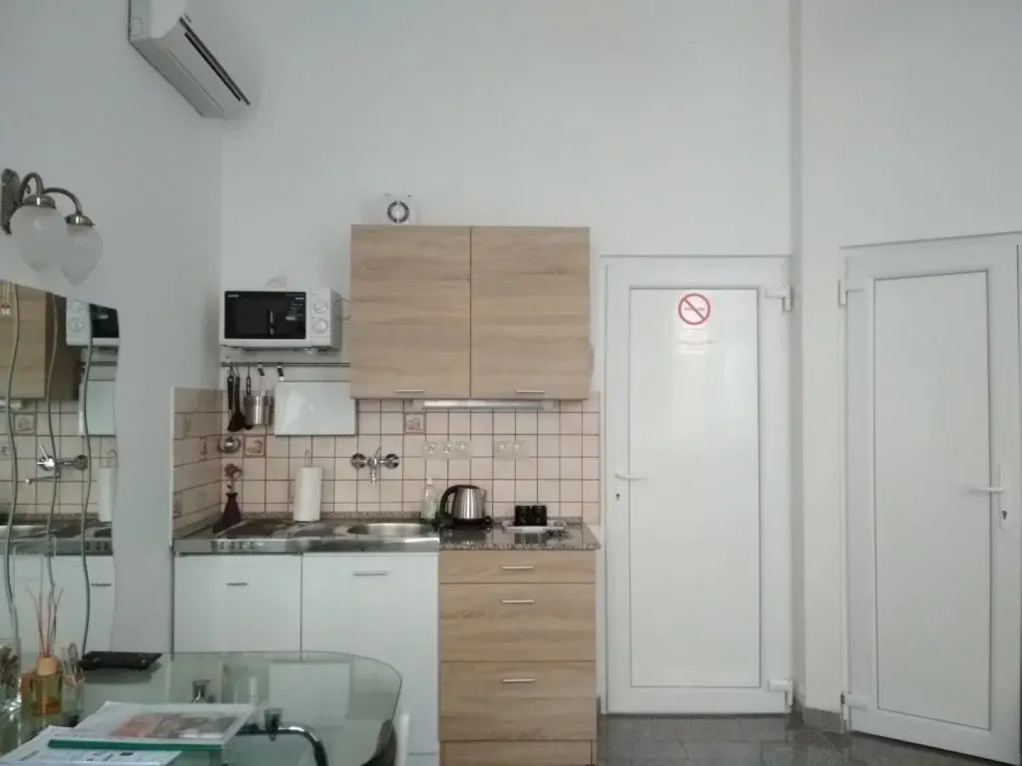 Happy Holiday Lux Apartments