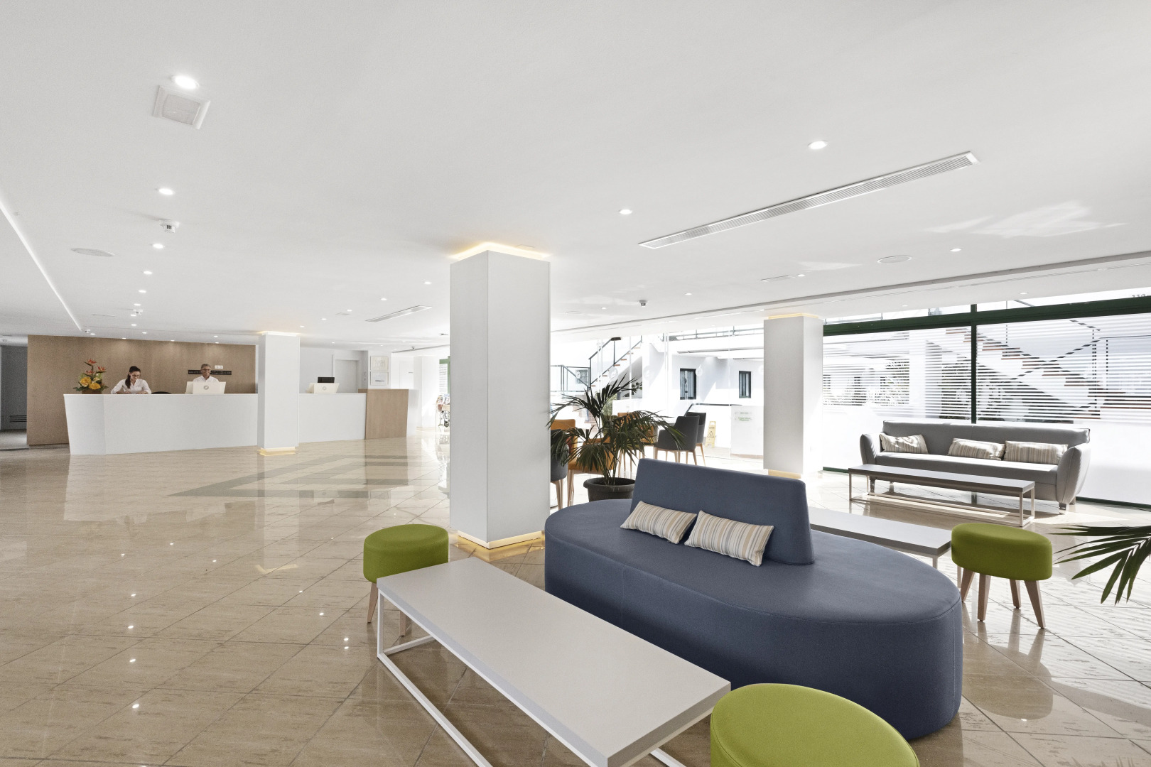 Отель THB Flora Aparthotel