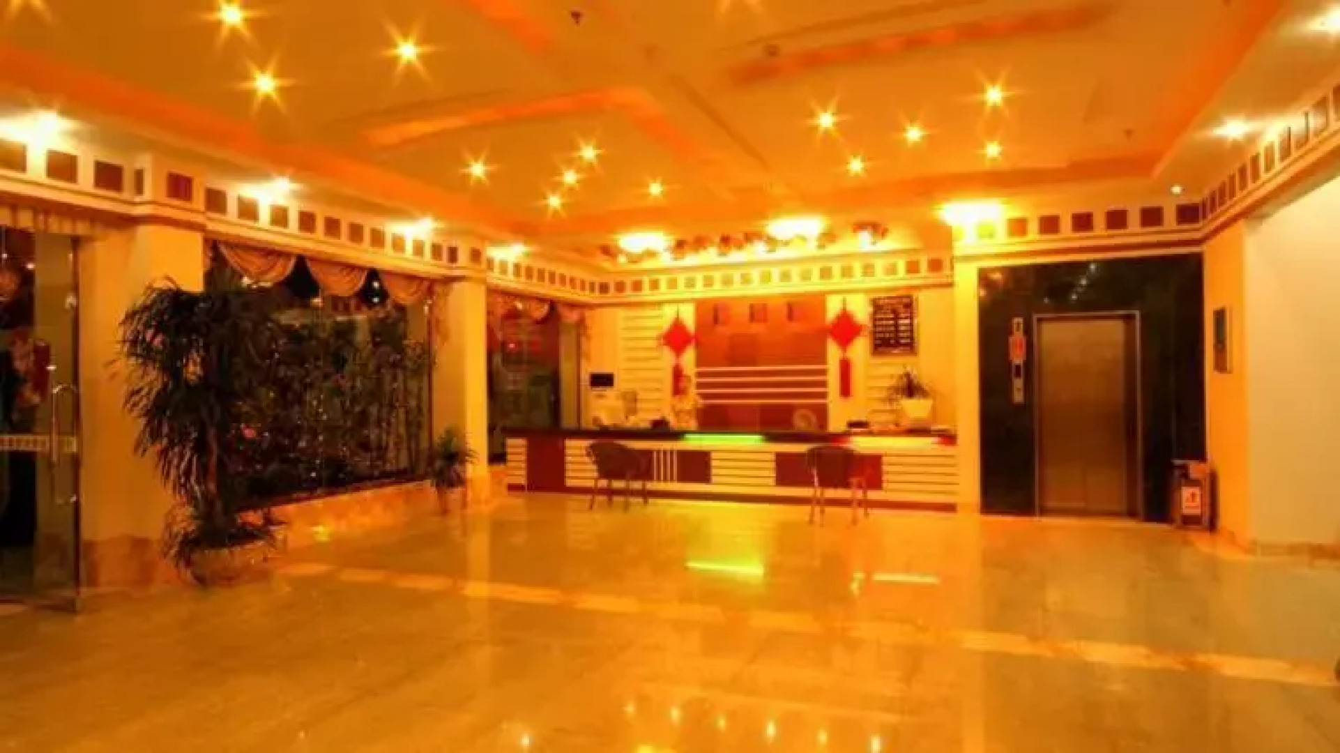 三亚黄金道大酒店