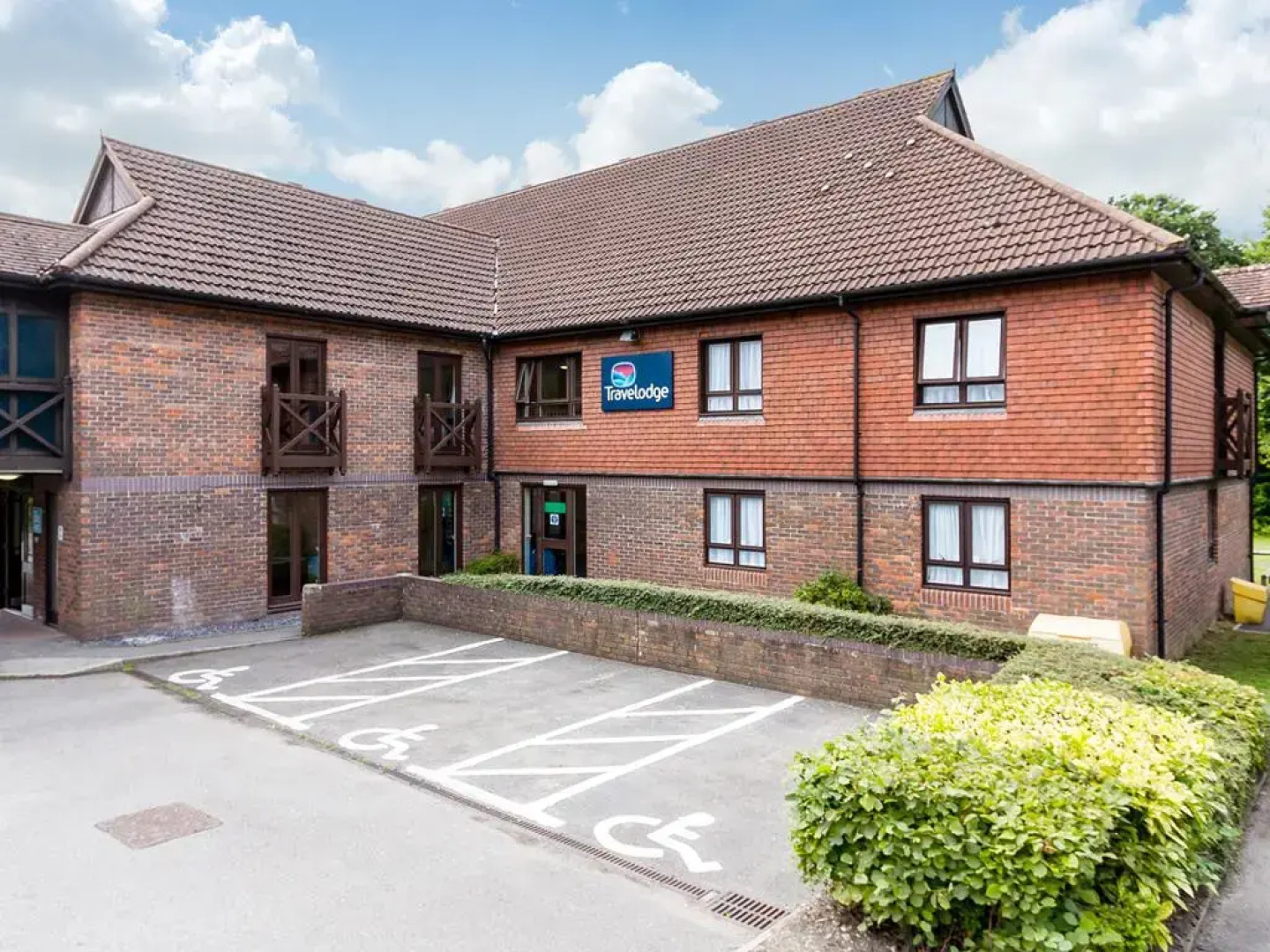 Travelodge Frimley Hotel