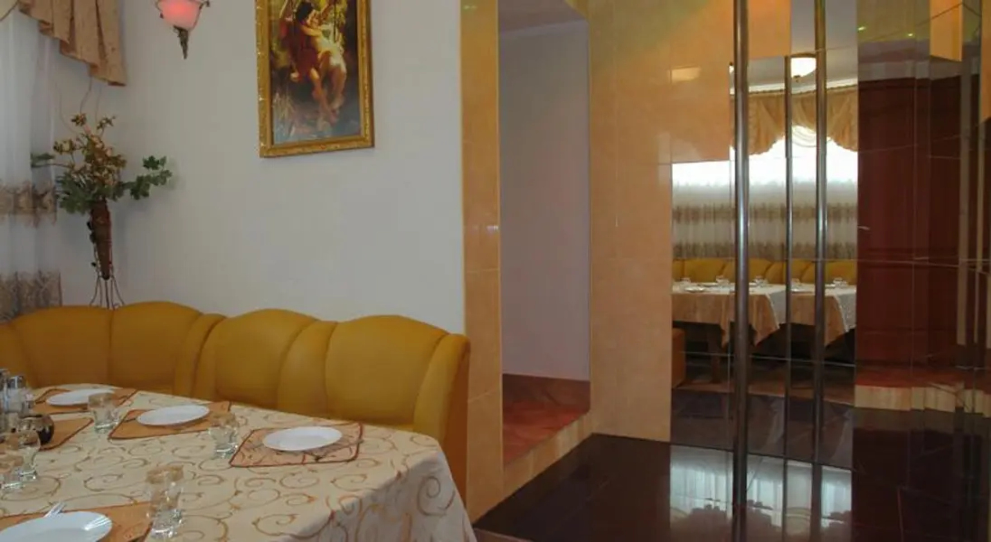 Monte-Kristo Hotel