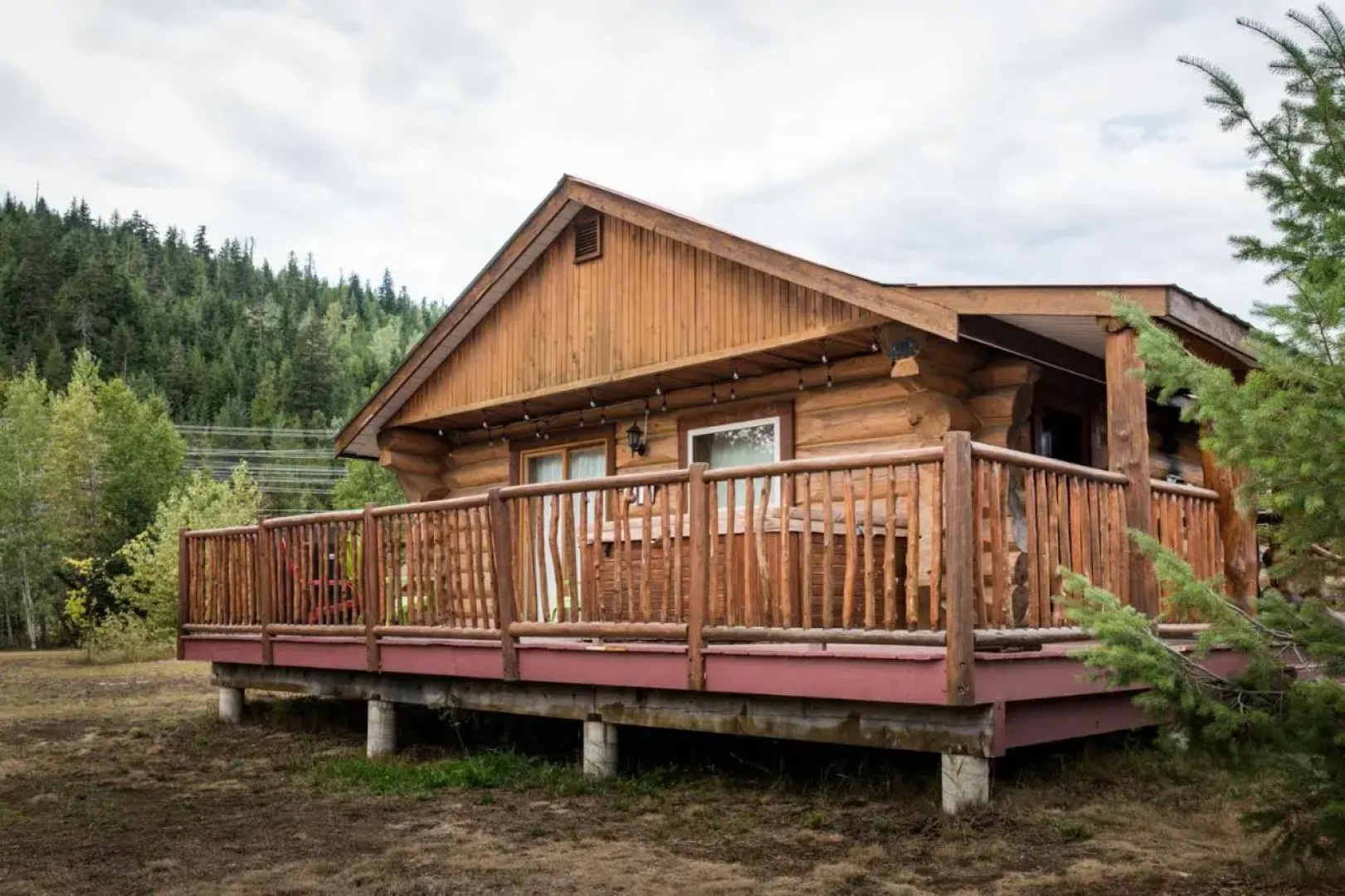 Glacier House Resort
