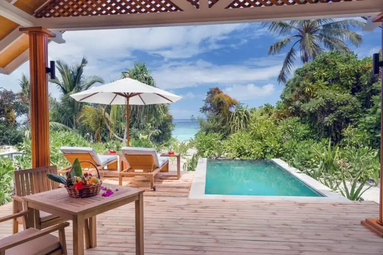 Kudafushi Resort and Spa
