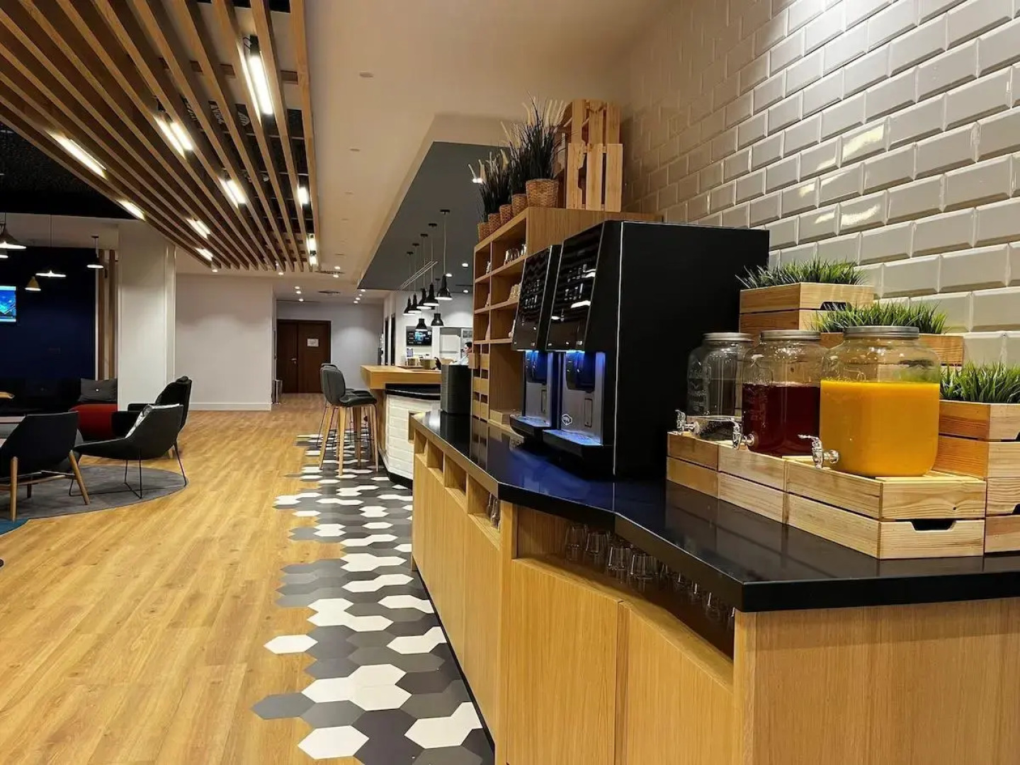 Отель Holiday Inn Express Bilbao, an IHG Hotel