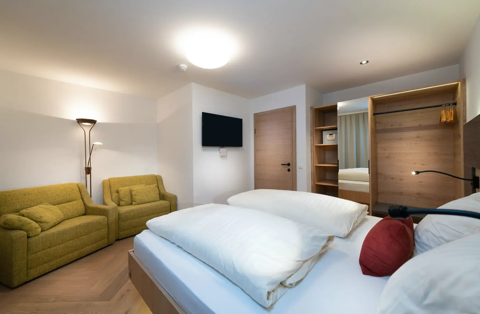 Harmls Aparthotel