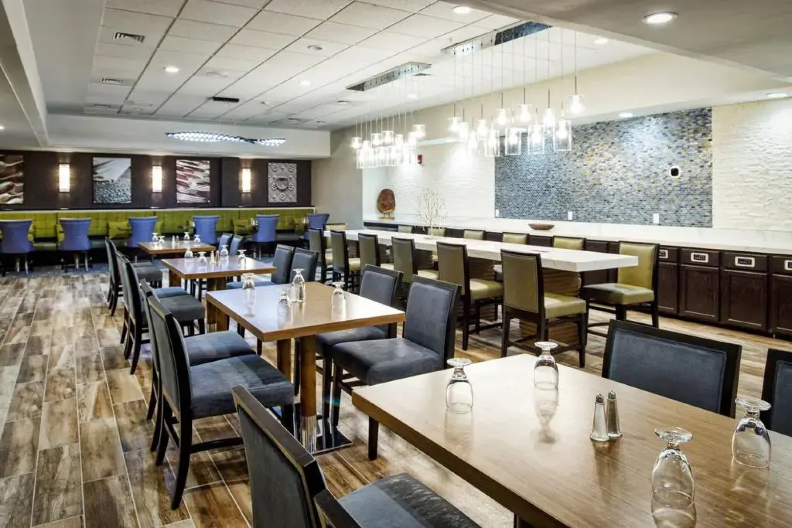 DoubleTree by Hilton Neenah