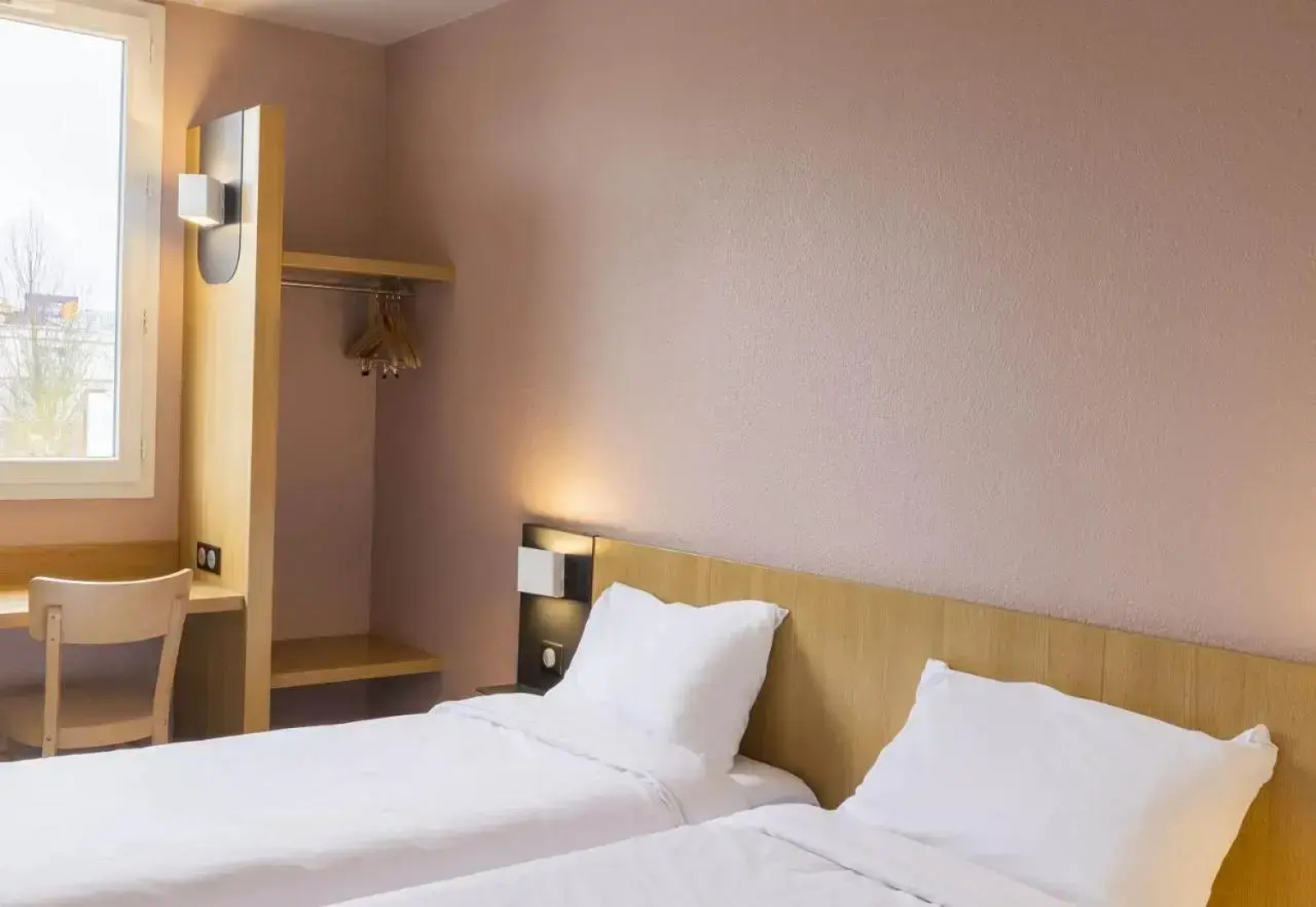 B&B HOTEL Auxerre Monéteau