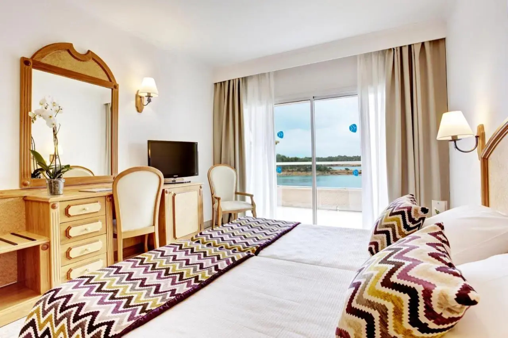 Grupotel Santa Eulària & Spa - Adults Only