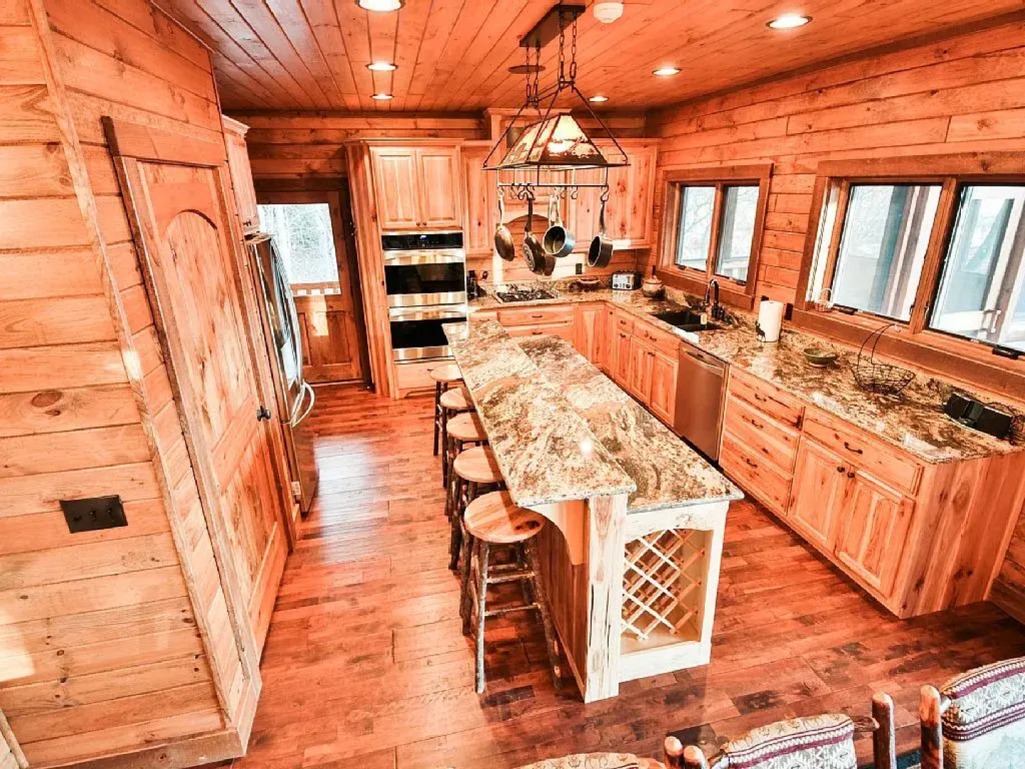 stayNantahala – Smoky Mountain Cabins and Luxury Yurts