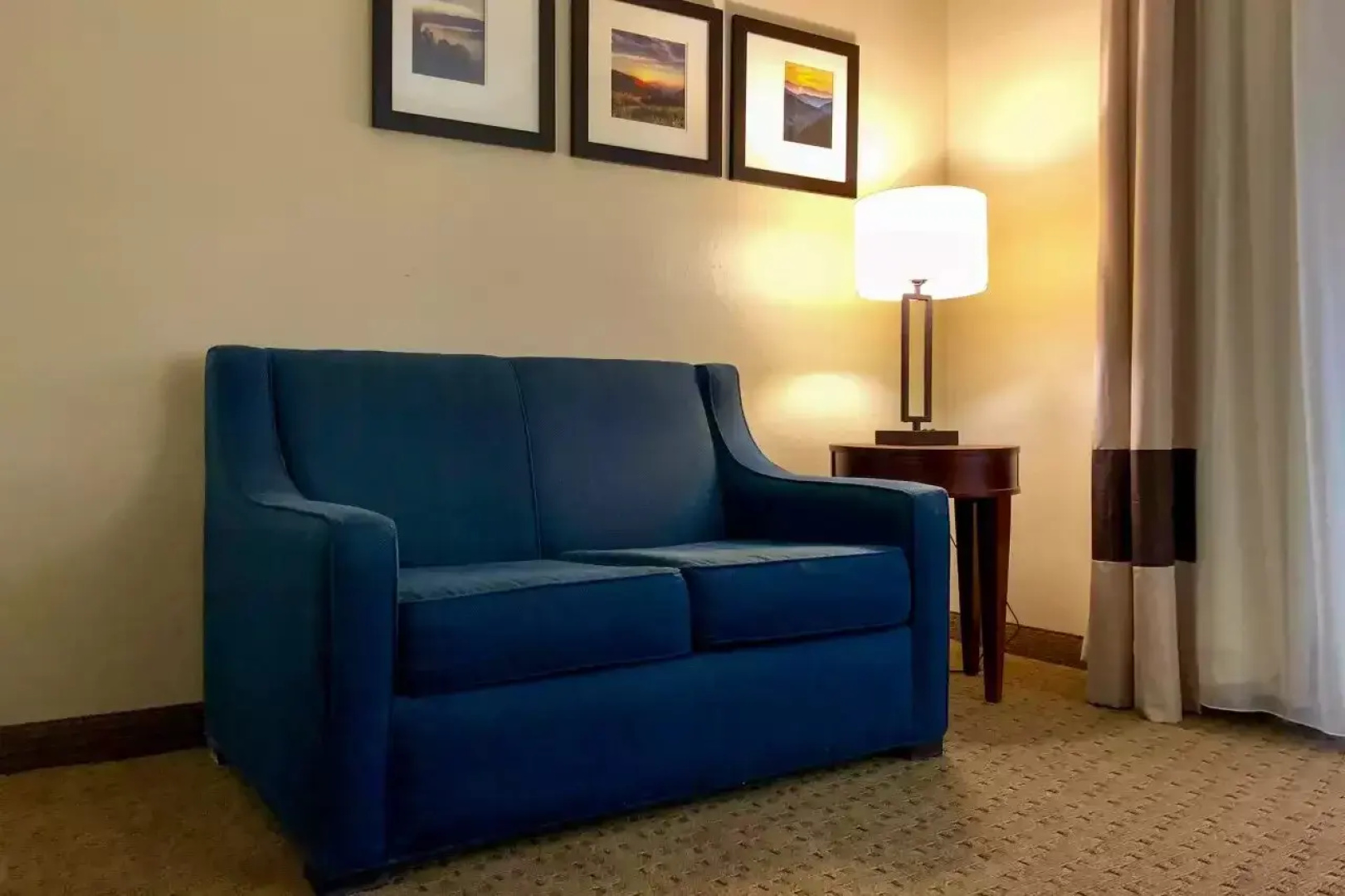 Vista Suites Hotel Near Island Drive Pigeon Forge