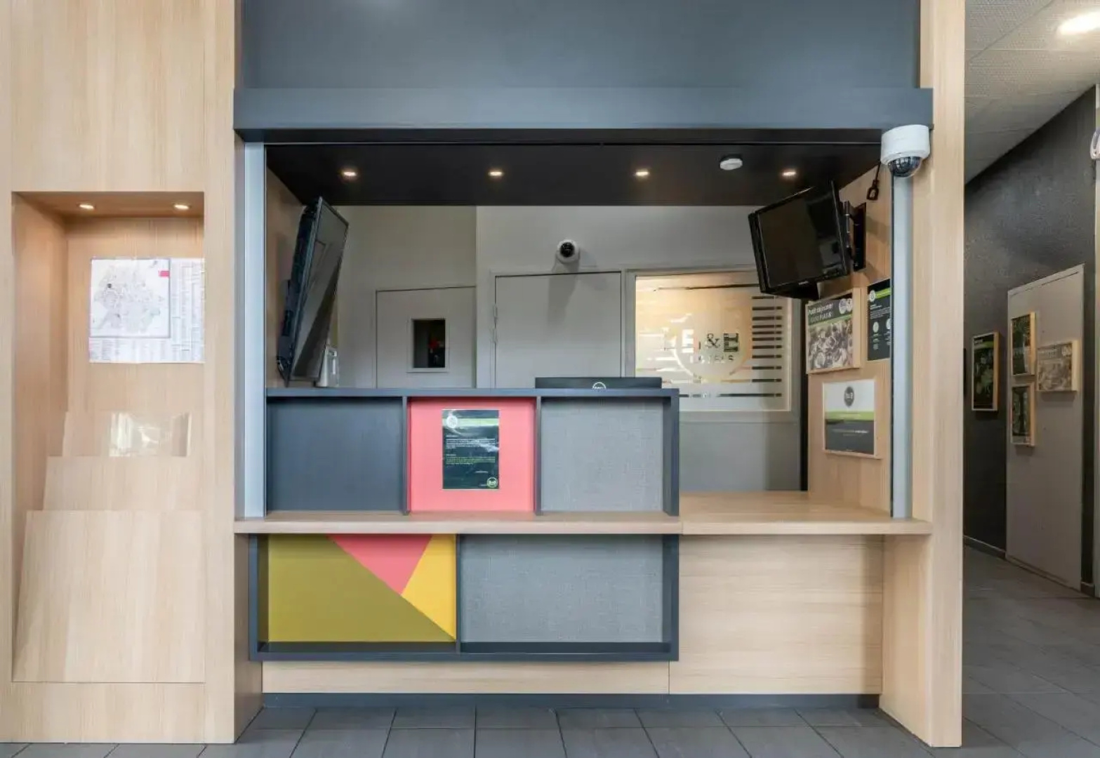 B&B HOTEL Lille Roubaix Campus Gare