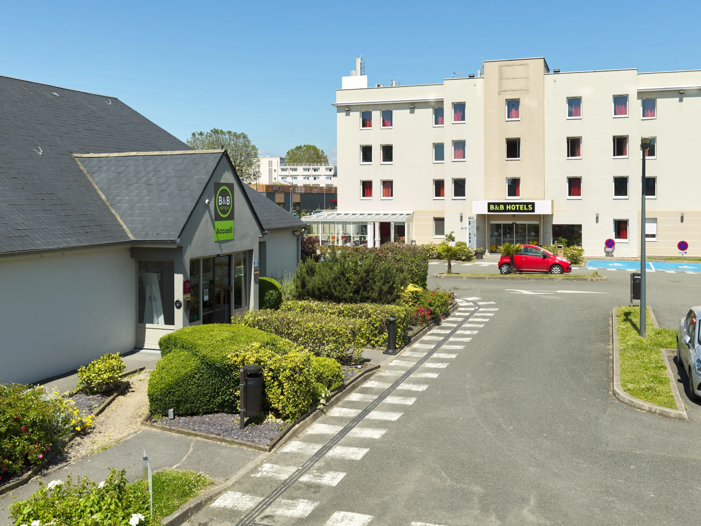 B&B HOTEL Saint-Witz Roissy