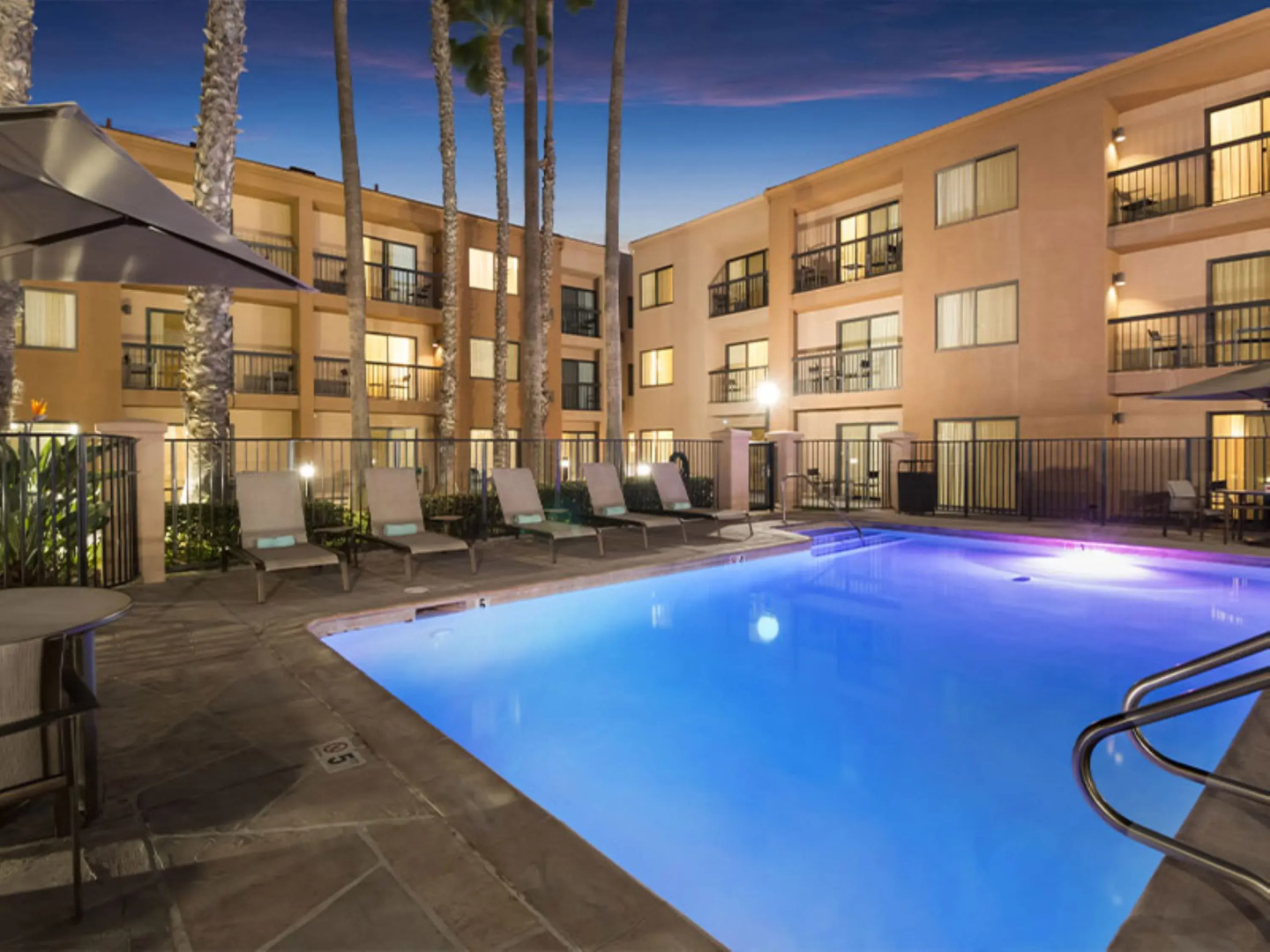 Sonesta Select Huntington Beach Fountain Valley