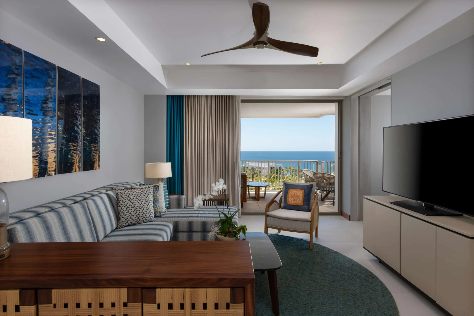 Отель Conrad Punta de Mita 