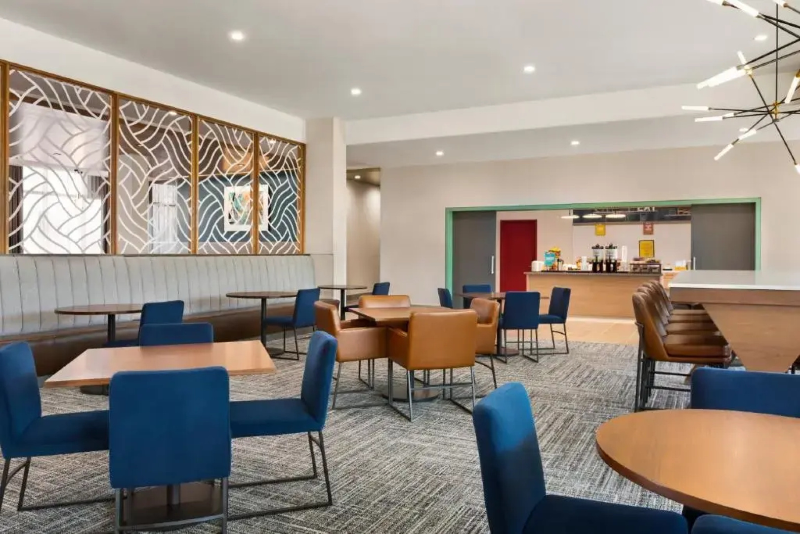 Hampton Inn & Suites San Mateo-San Francisco Airport