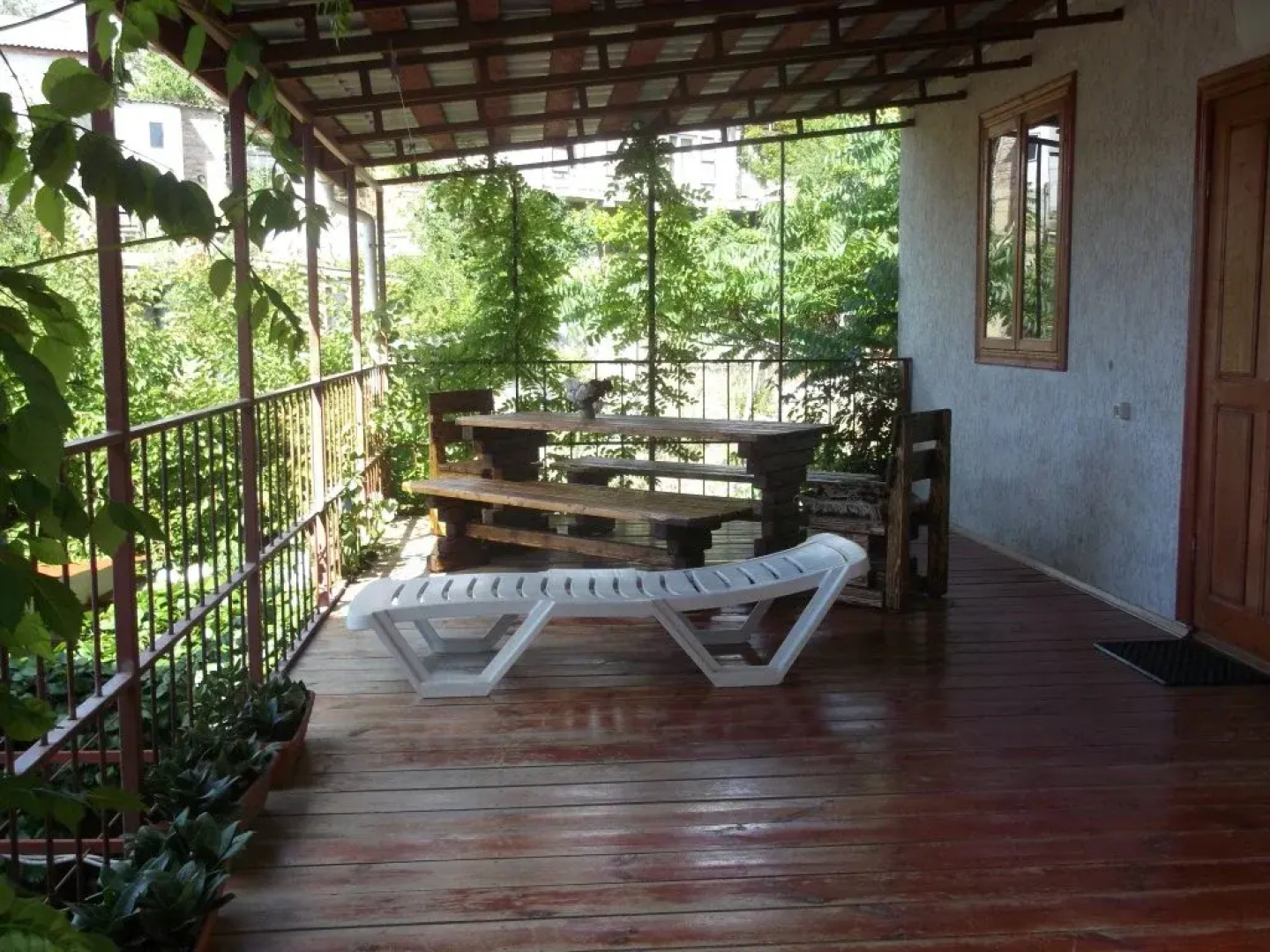 Na Mindalnaya Guest House