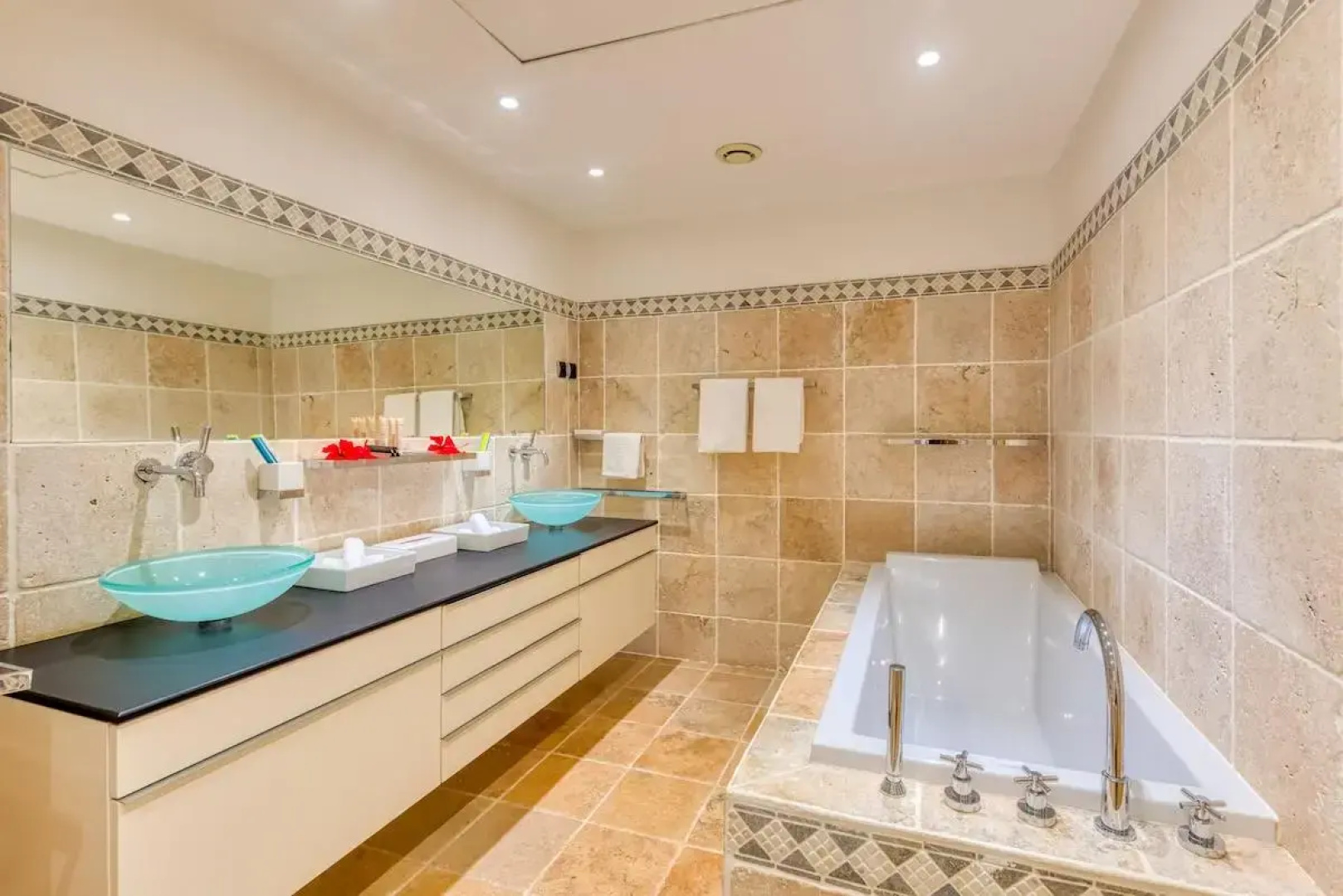 Le Domaine Beach Resort  Spa