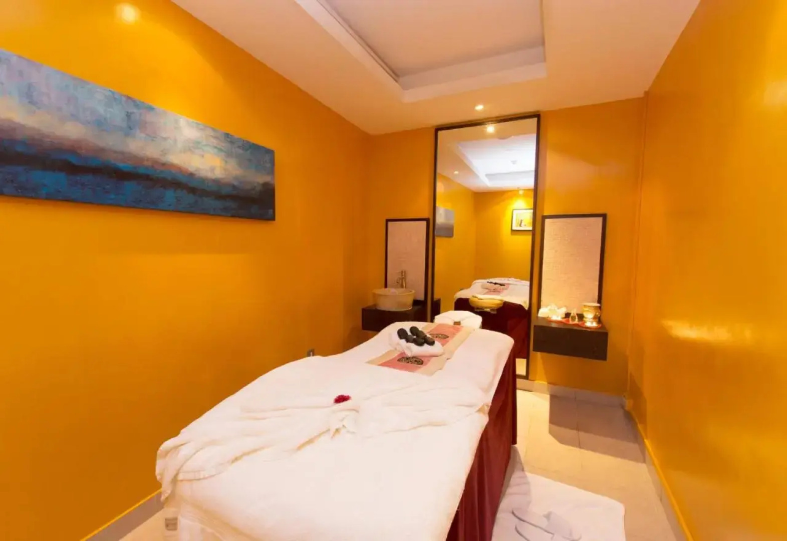 Holiday Inn Abu Dhabi by IHG