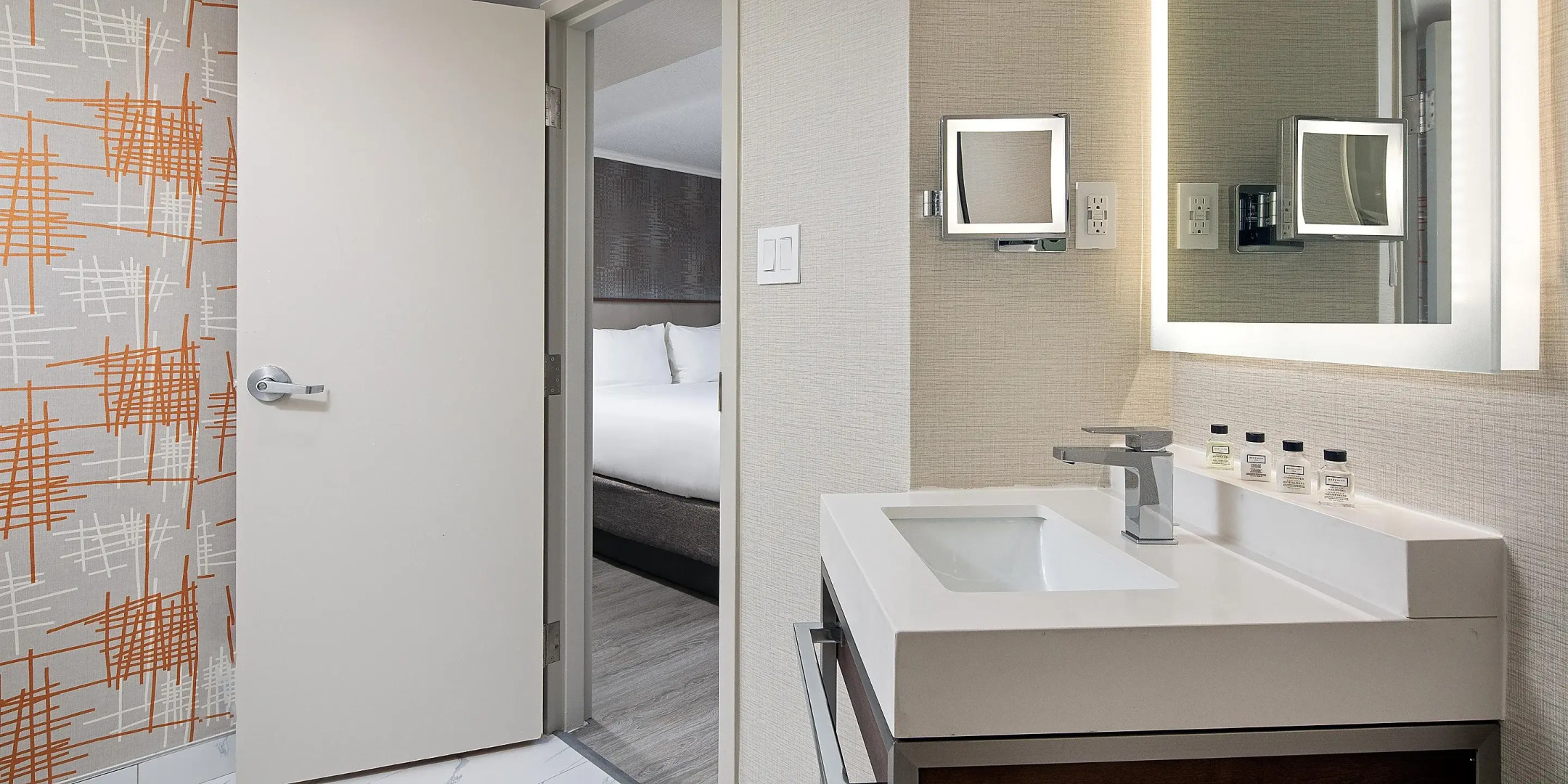 Crowne Plaza Toronto Airport by IHG