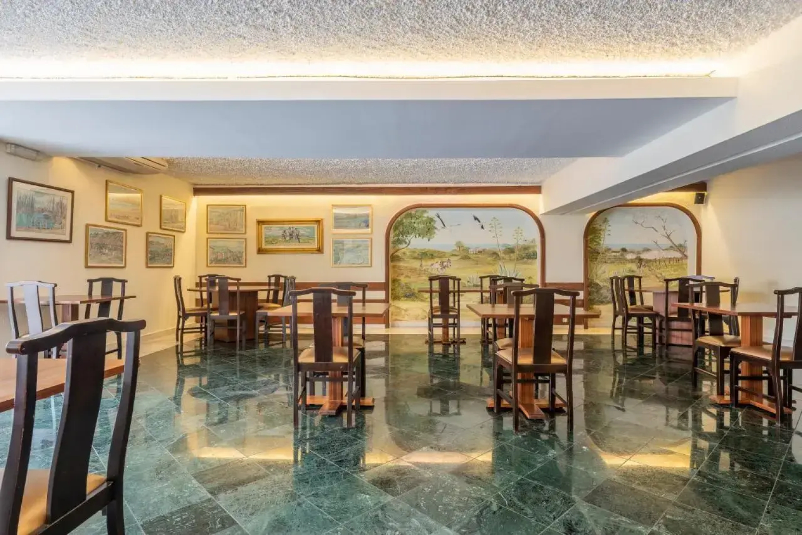 Carvoeiro Hotel