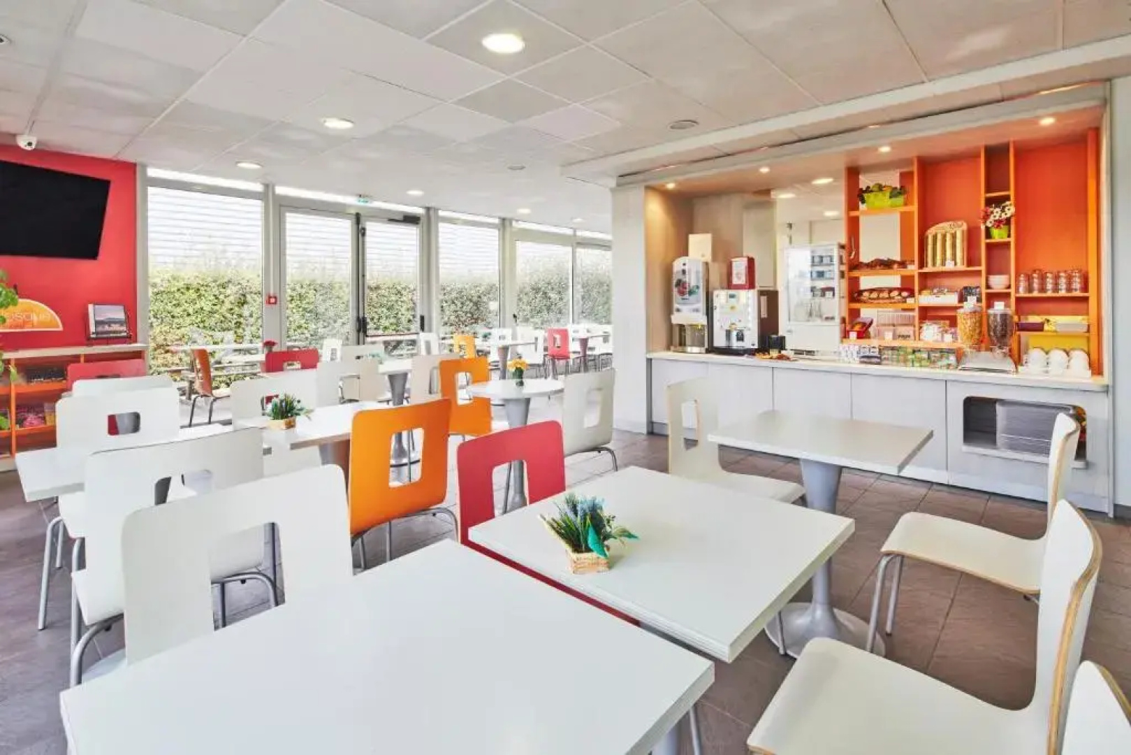 Premiere Classe Avignon Sud - Parc des Expositions