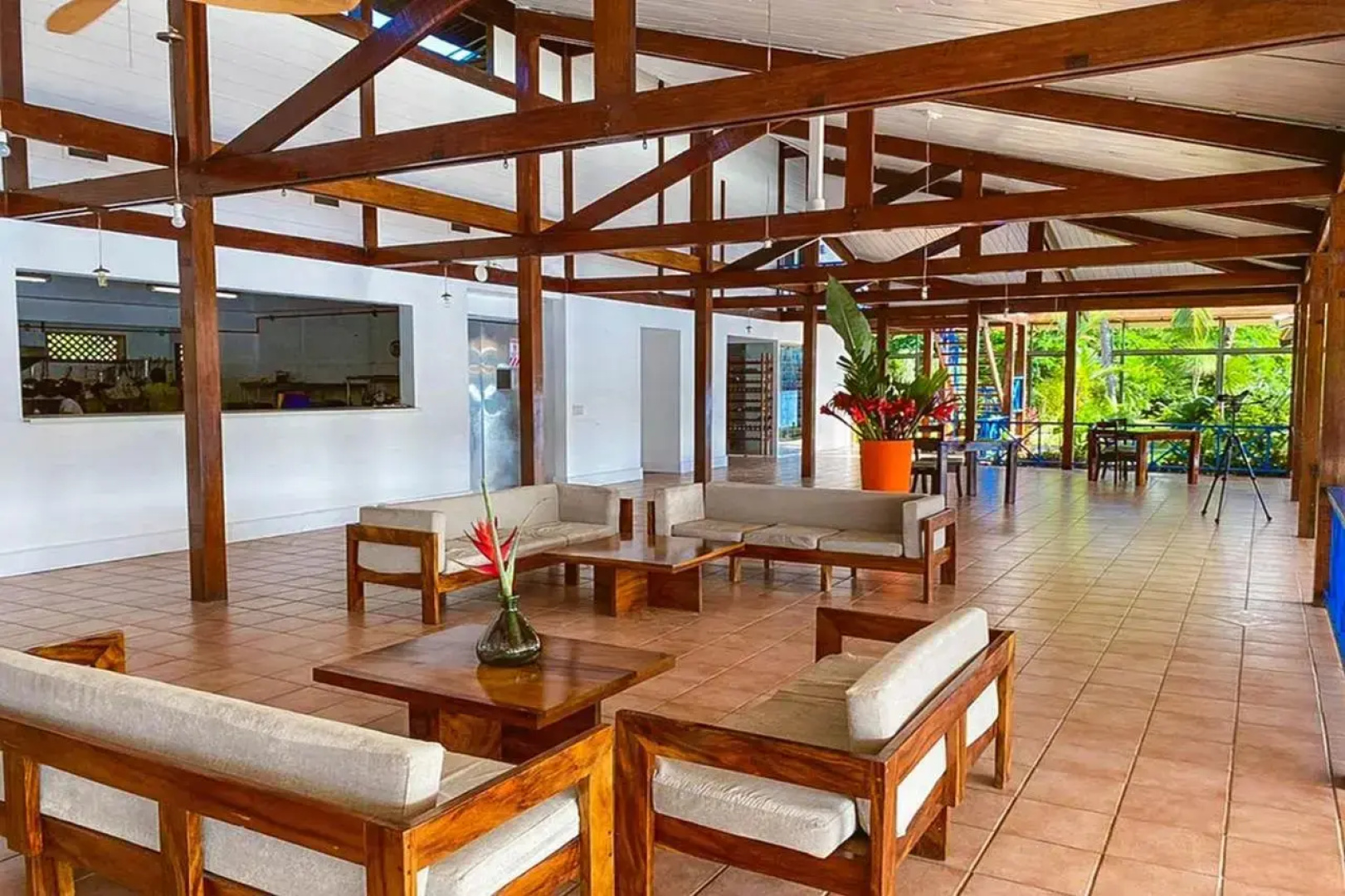 Tortuga Lodge