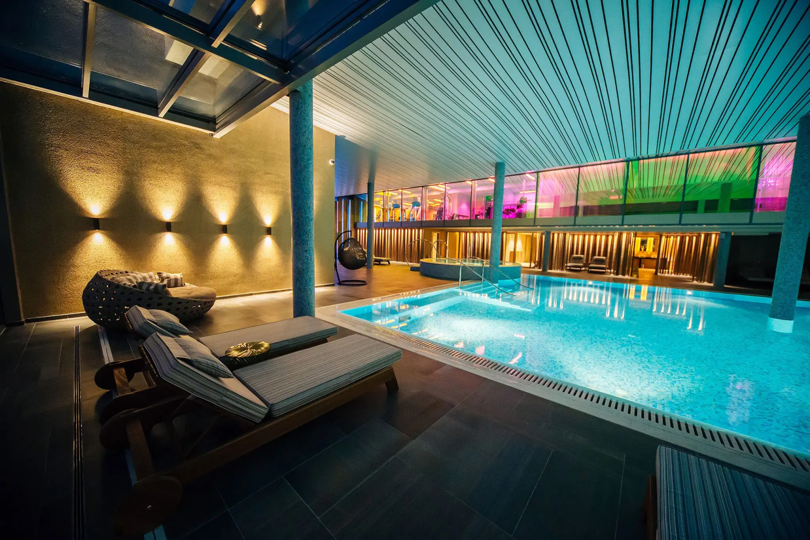 Maestral Resort & Casino