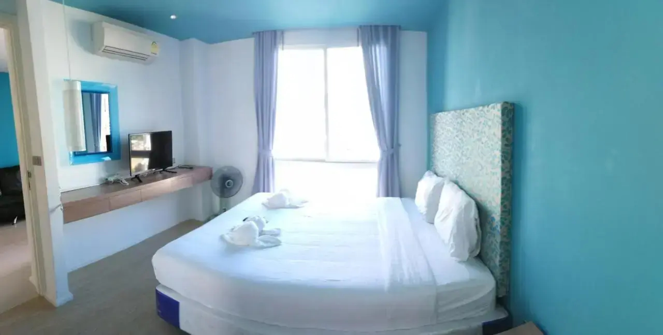 Atlantis Condo by Sompong
