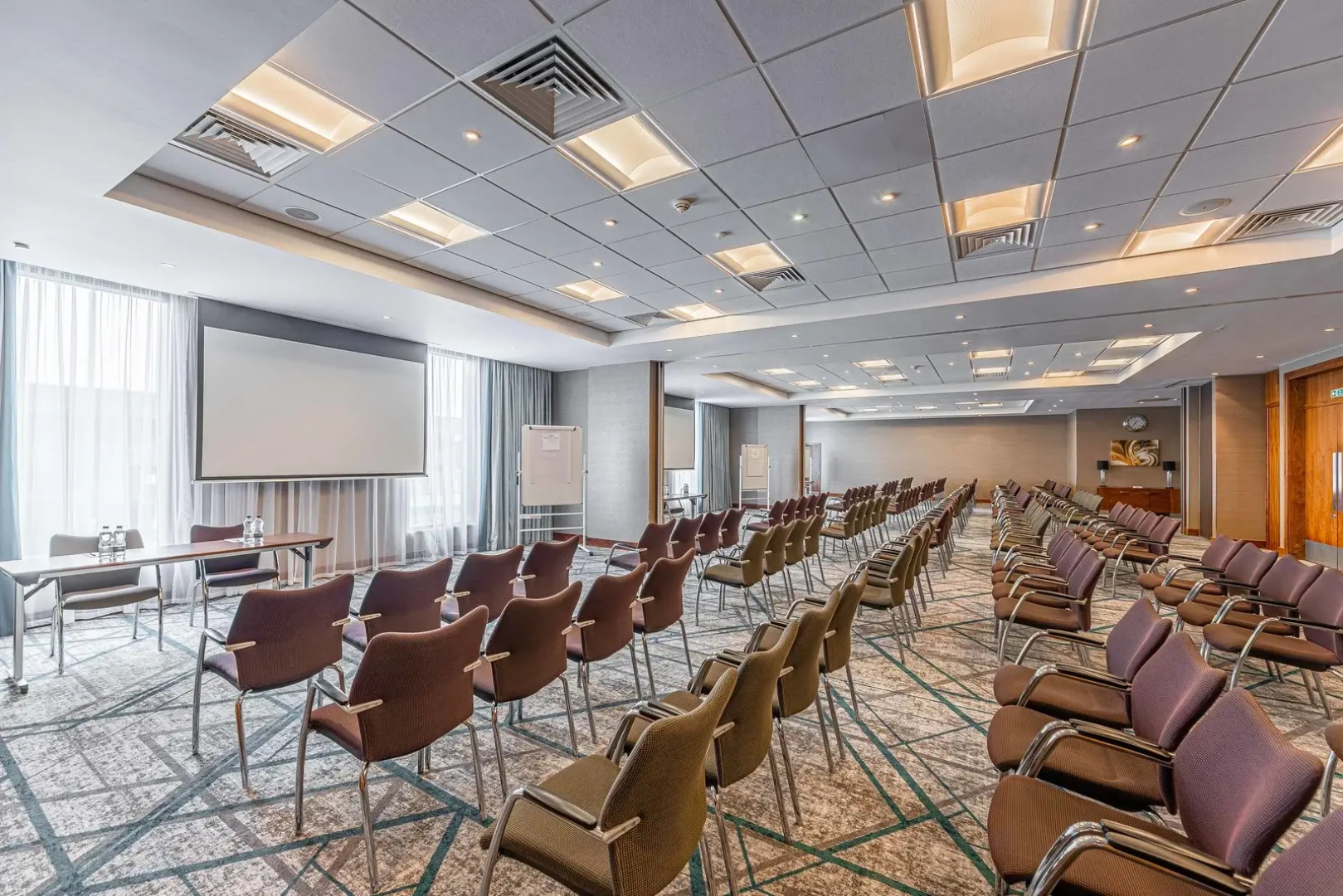 Crowne Plaza Reading by IHG