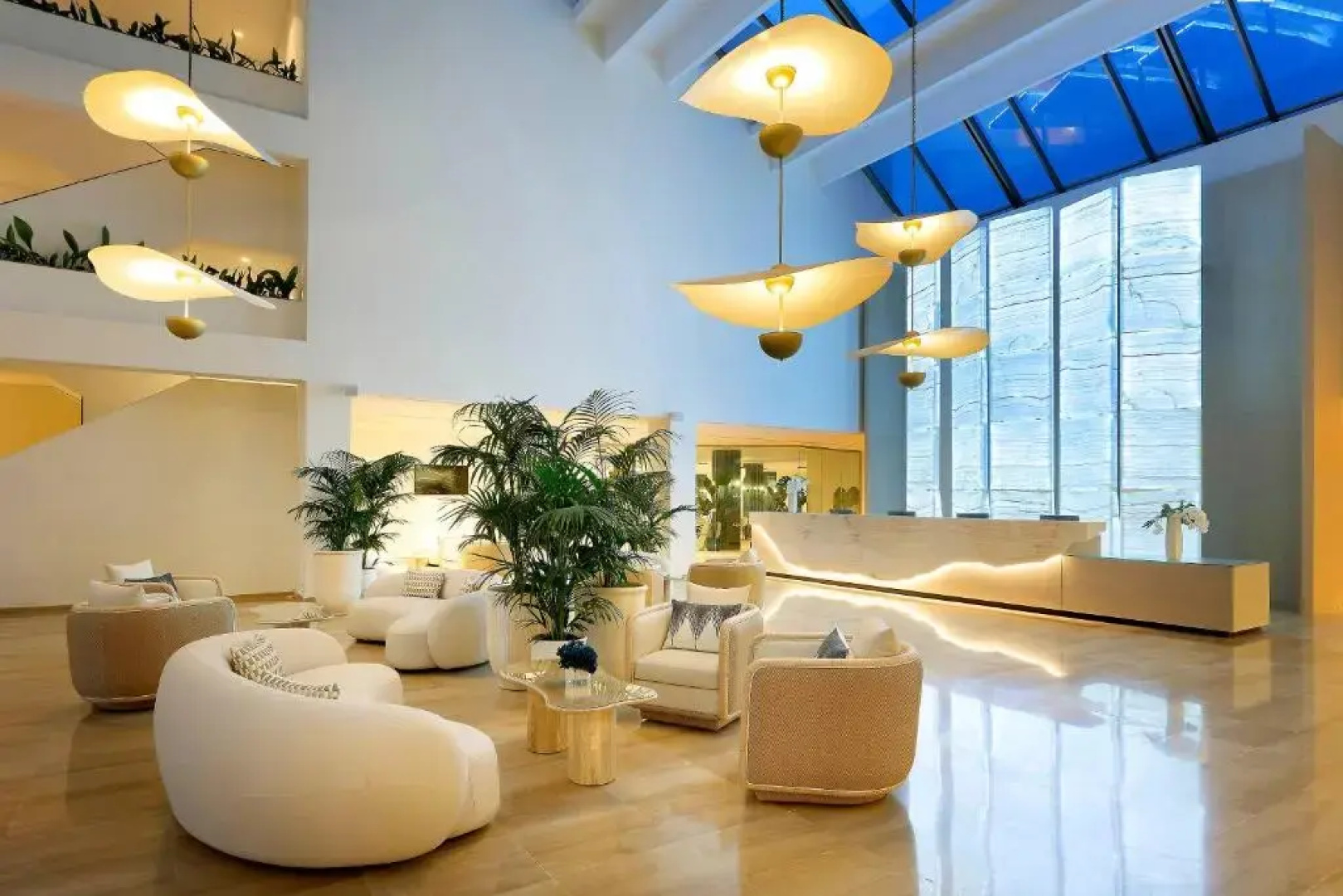 Отель Grand Palladium Palace Ibiza Resort & Spa