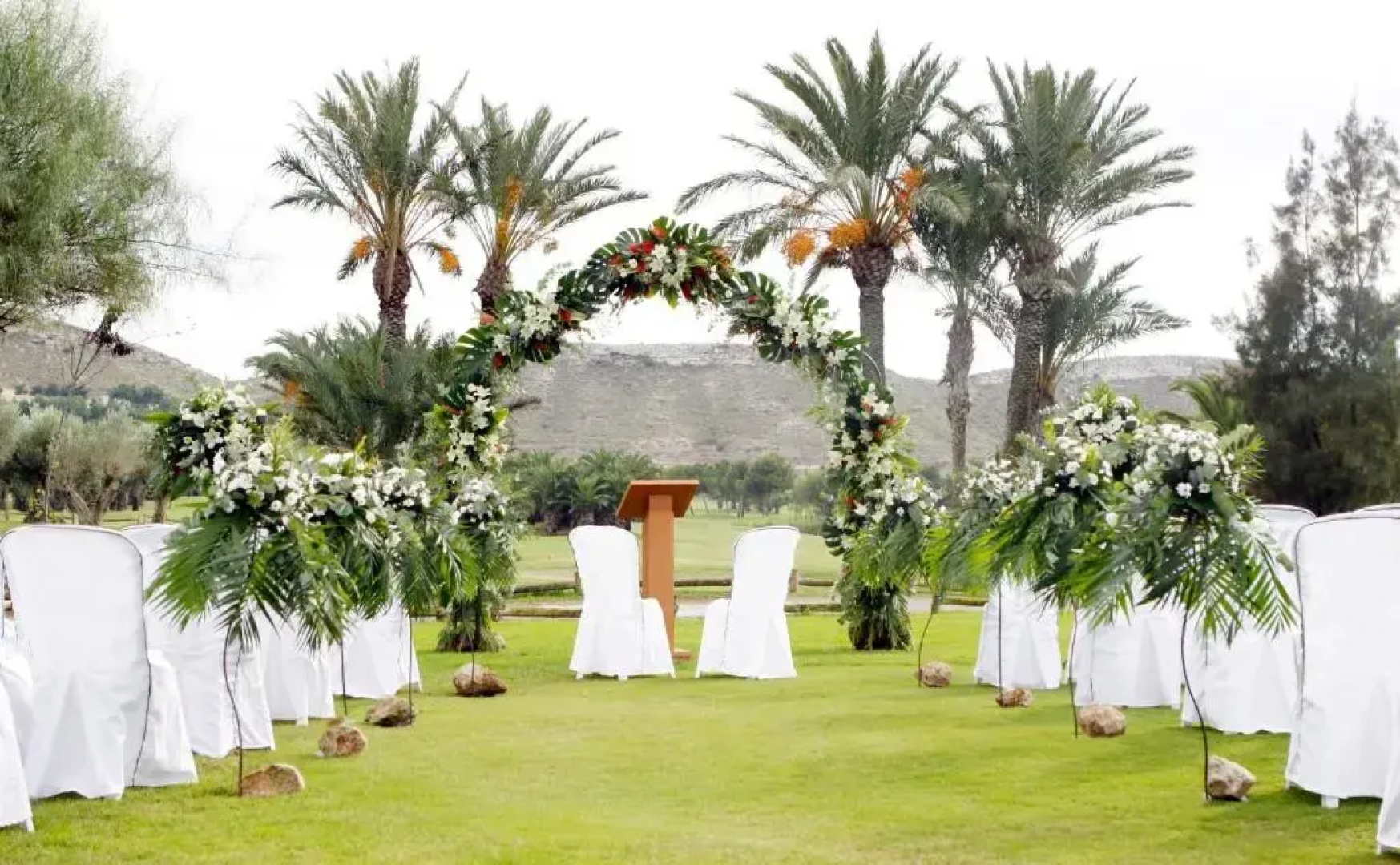 Курорт El Plantio Golf Resort