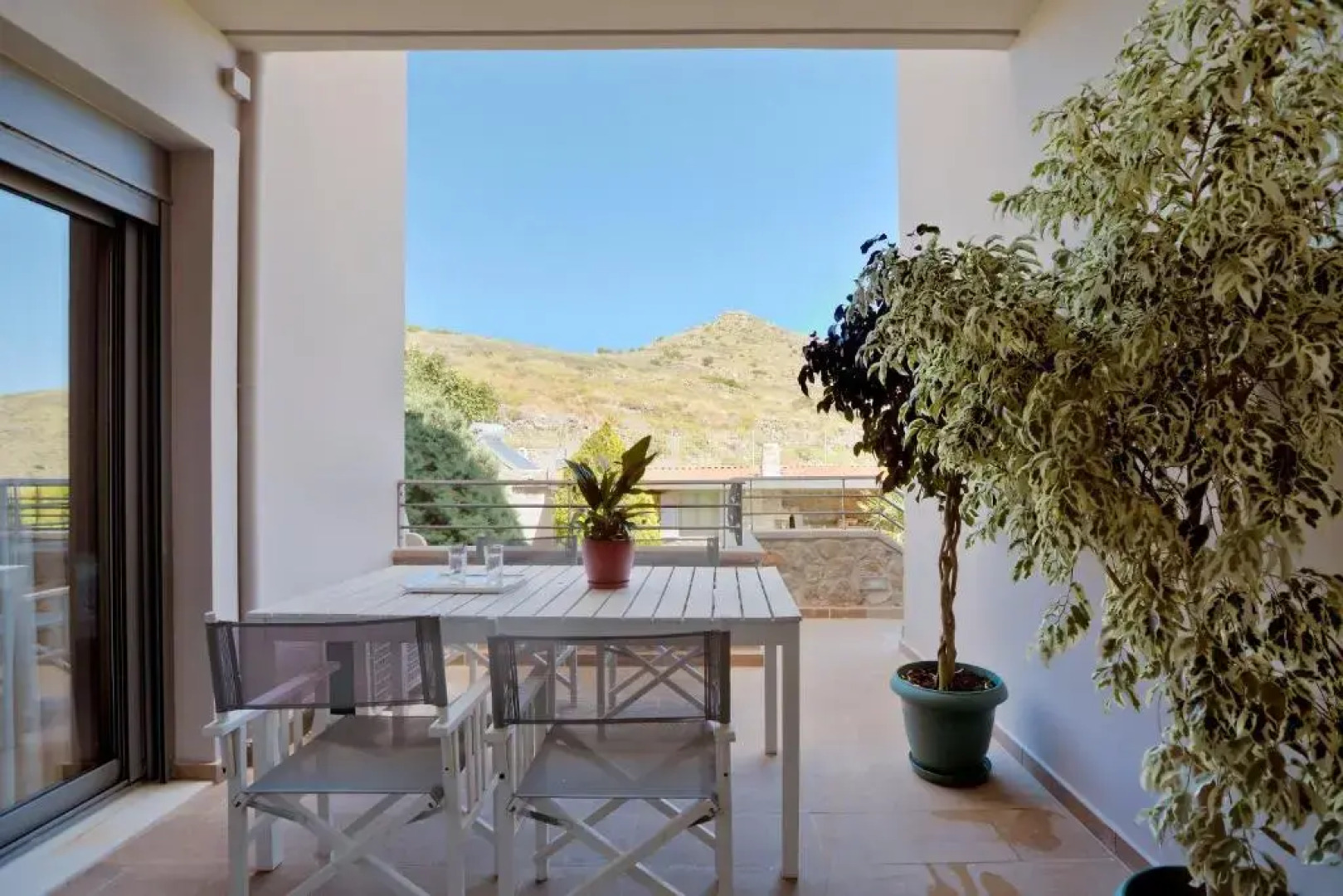 Marini Luxury Apartments and Suites