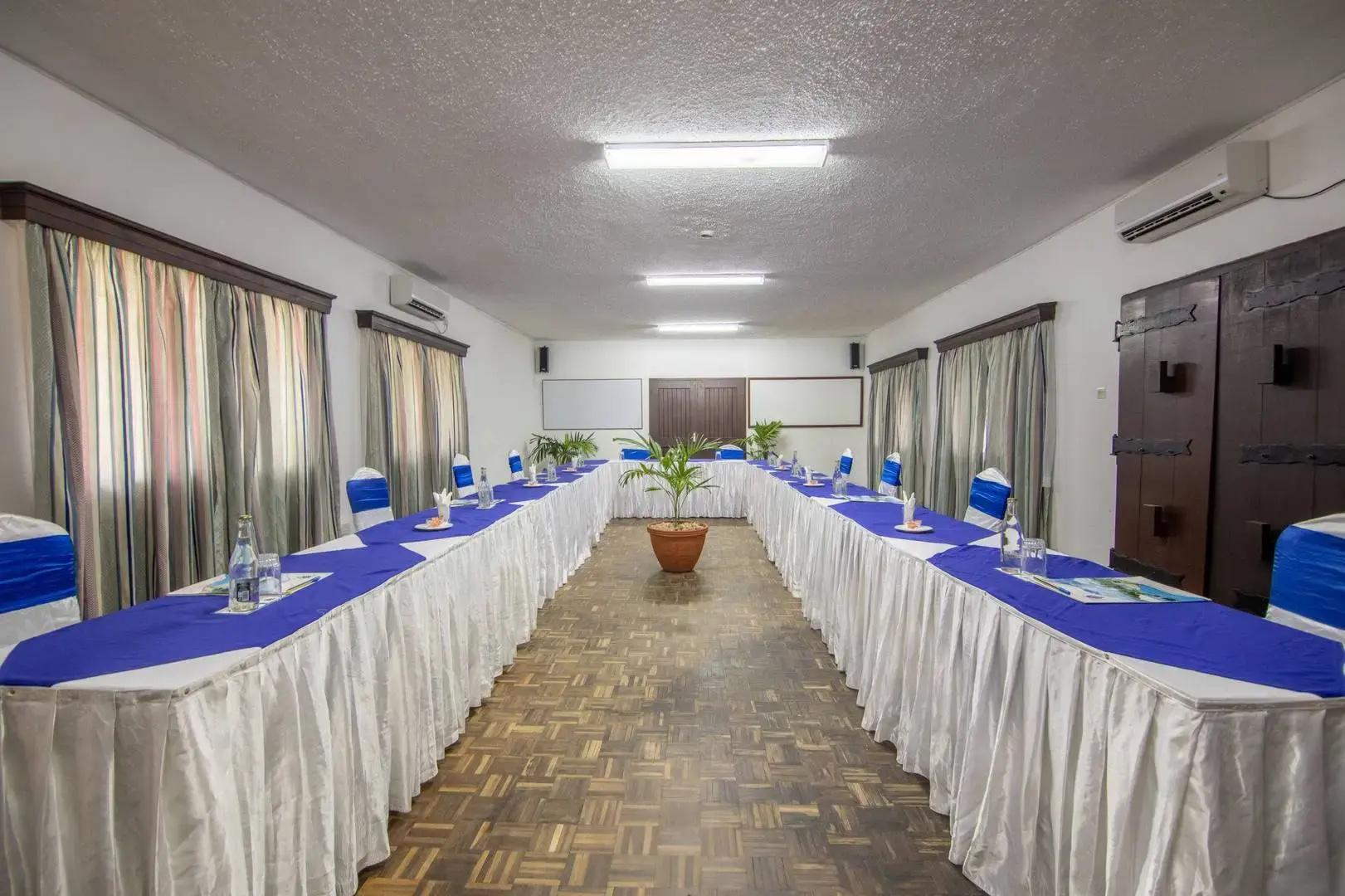 Southern Palms Beach Resort