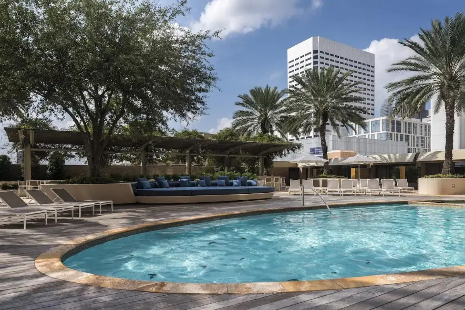 Отель Four Seasons Houston