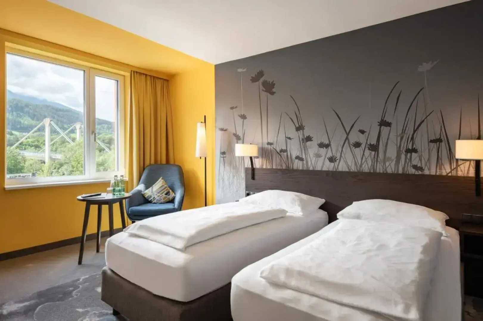Hwest Hotel Hall