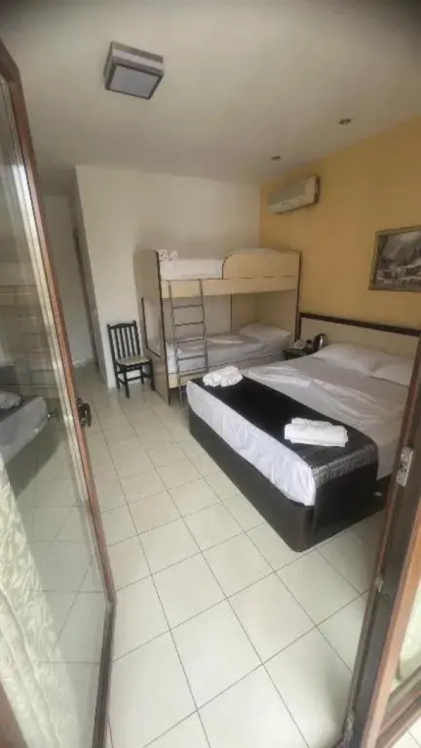 Sunrise Hotel Çameria