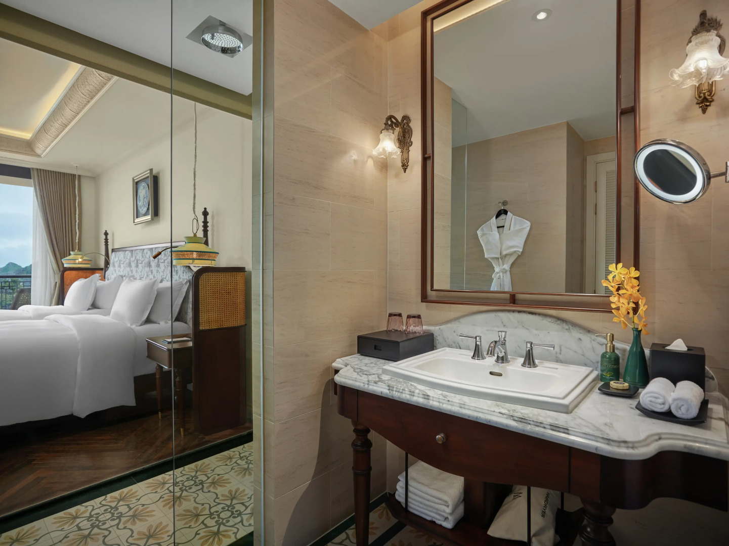 Cat Ba Sunrise Resort